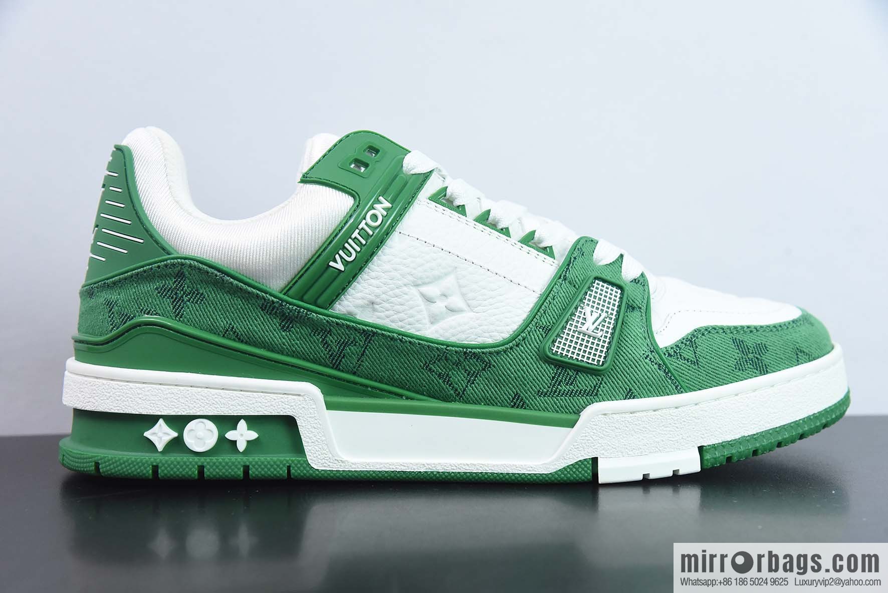 LV/Louis Vuitton LV Trainer sneakers