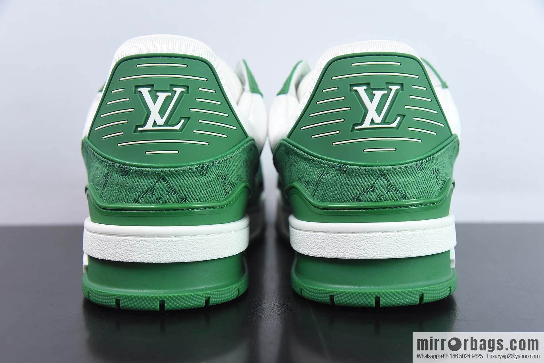 LV/Louis Vuitton LV Trainer sneakers