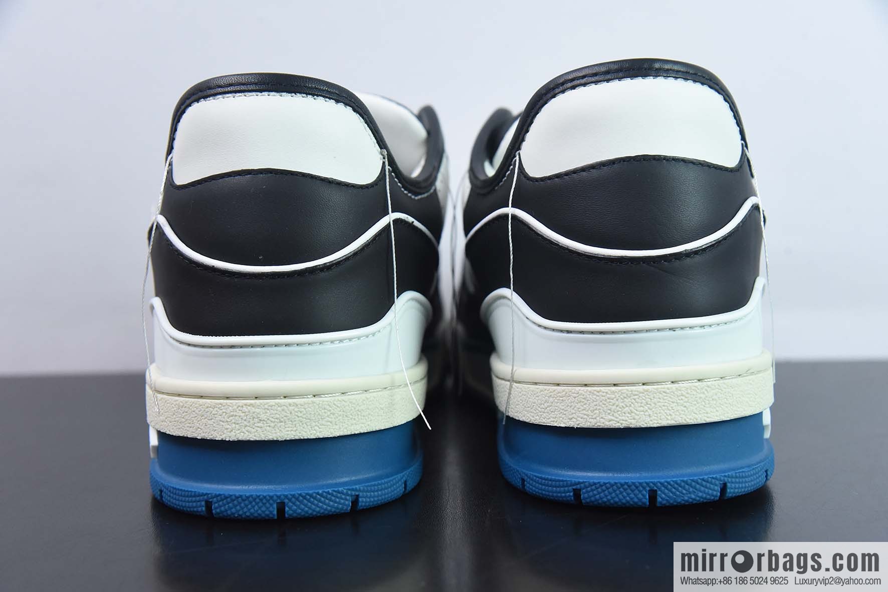 LV/Louis Vuitton LV Trainer sneakers