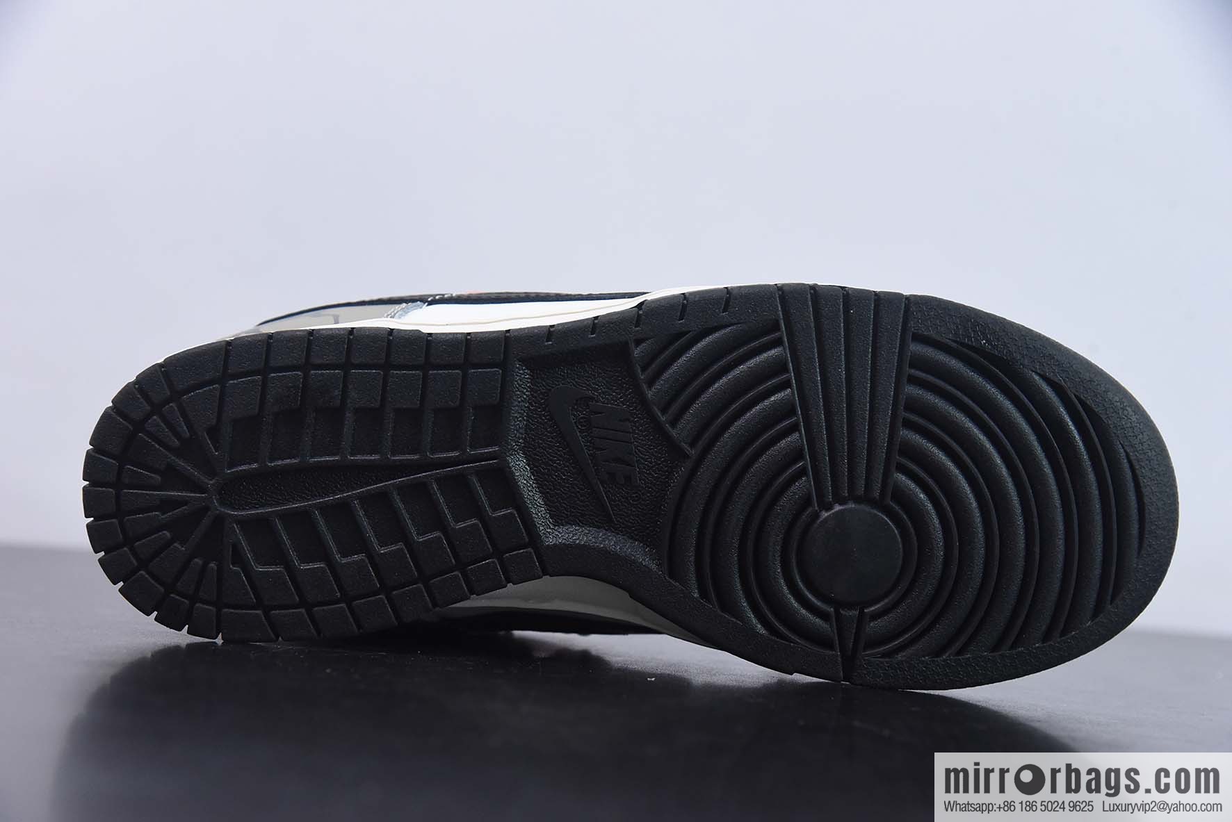 NK SB Dunk Low deconstruction drawstring strap low-top skate shoes item number: DH9765-003