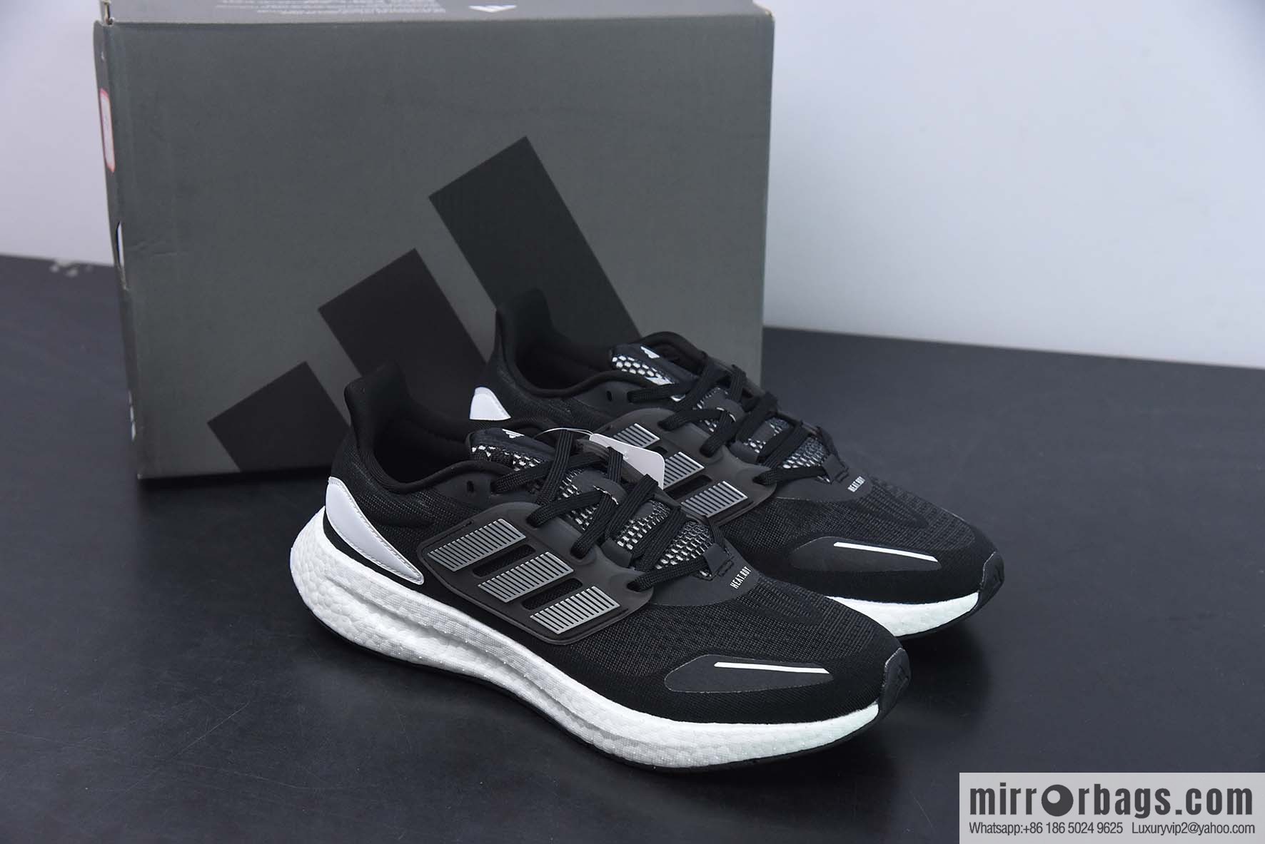 Adidas ADIDAS ultra-elastic running series PUREBOOST 22 Unisex shoes new stable perspiration shock absorption rebound non-slip durable running sneakers running shoes item number: HQ3982