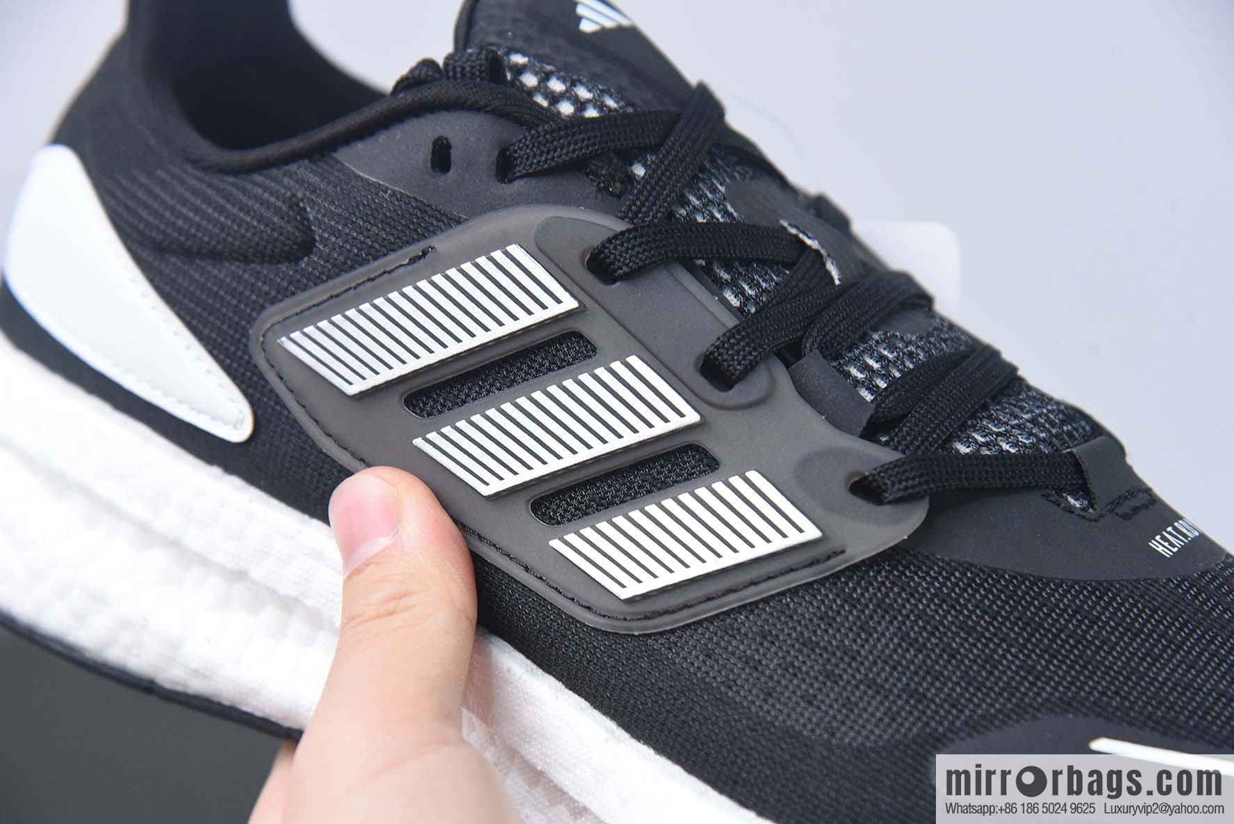 Adidas ADIDAS ultra-elastic running series PUREBOOST 22 Unisex shoes new stable perspiration shock absorption rebound non-slip durable running sneakers running shoes item number: HQ3982