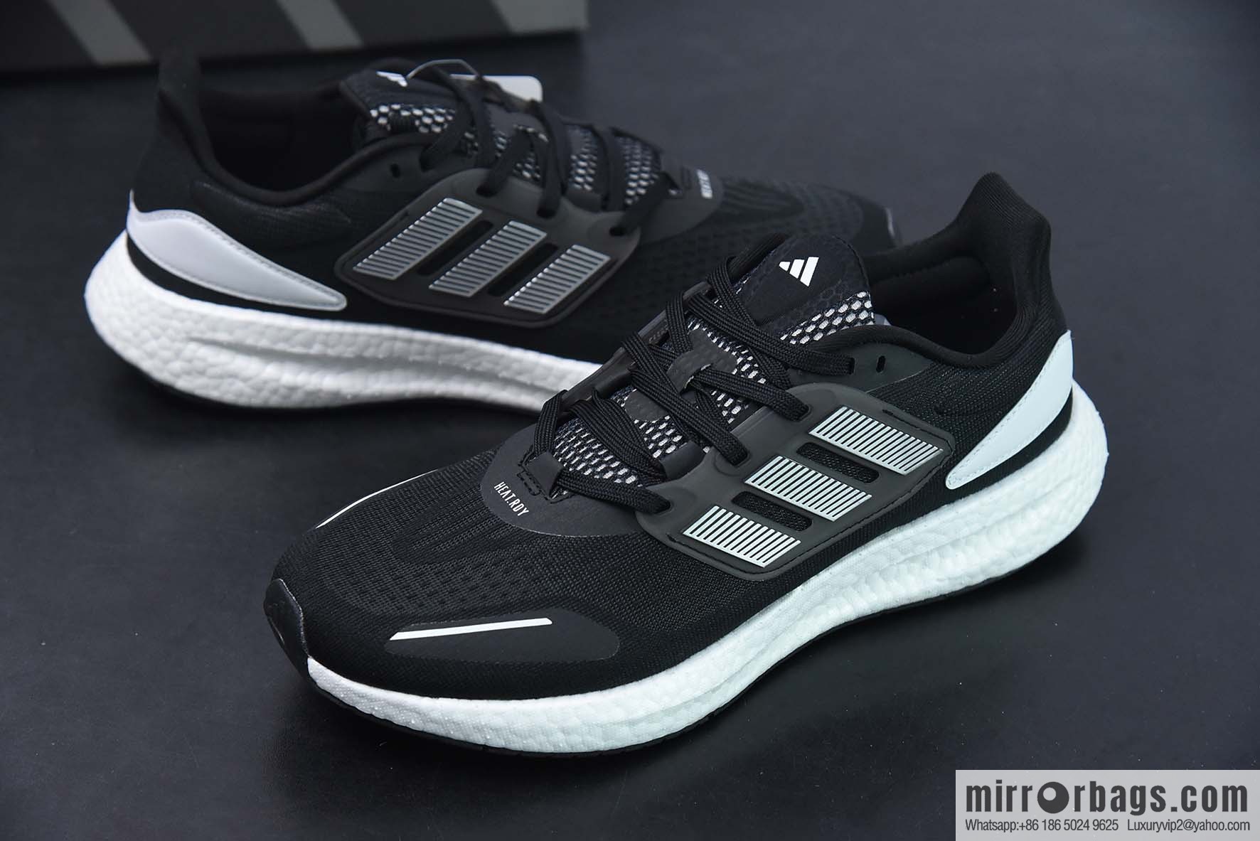 Adidas ADIDAS ultra-elastic running series PUREBOOST 22 Unisex shoes new stable perspiration shock absorption rebound non-slip durable running sneakers running shoes item number: HQ3982