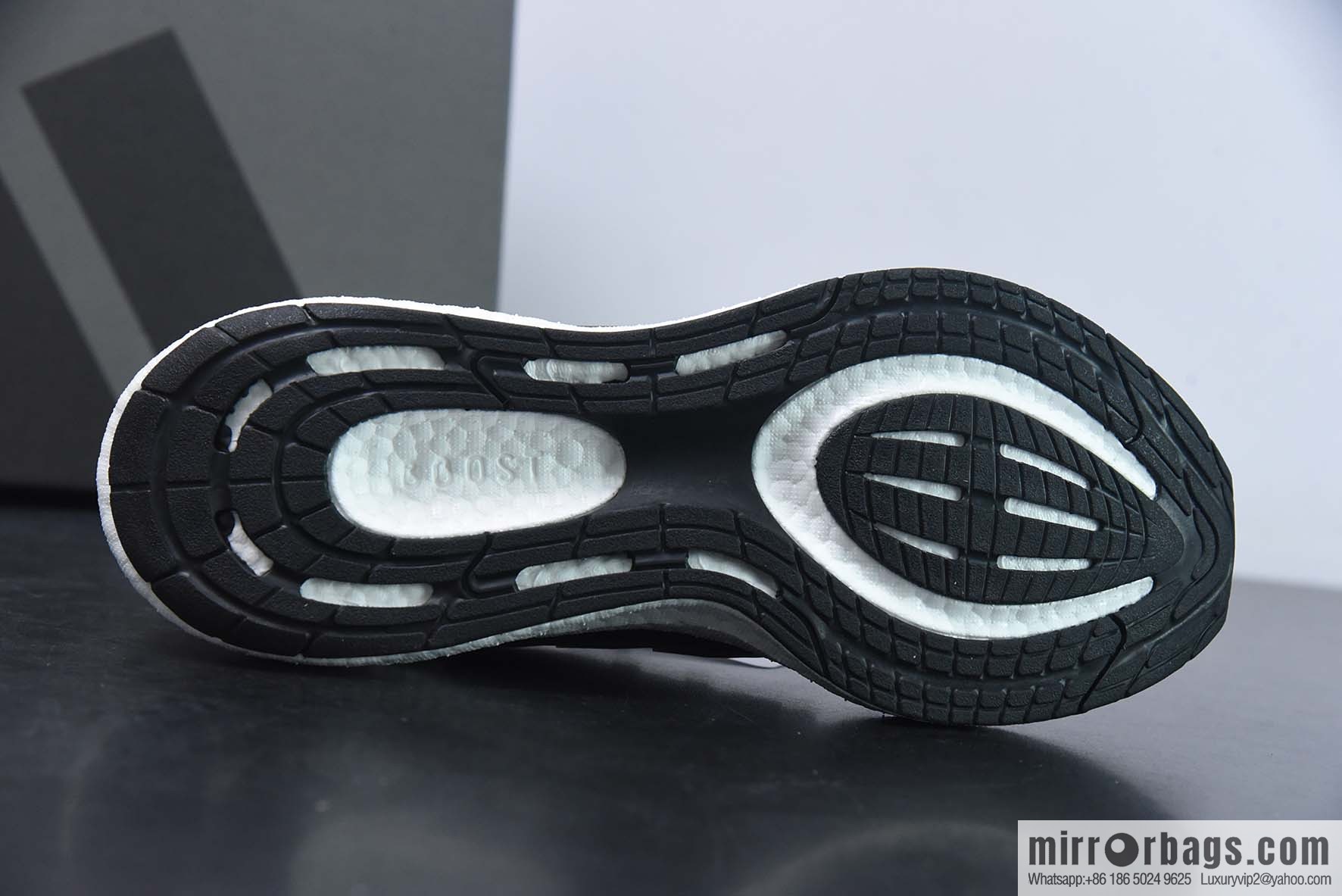 Adidas ADIDAS ultra-elastic running series PUREBOOST 22 Unisex shoes new stable perspiration shock absorption rebound non-slip durable running sneakers running shoes item number: HQ3982