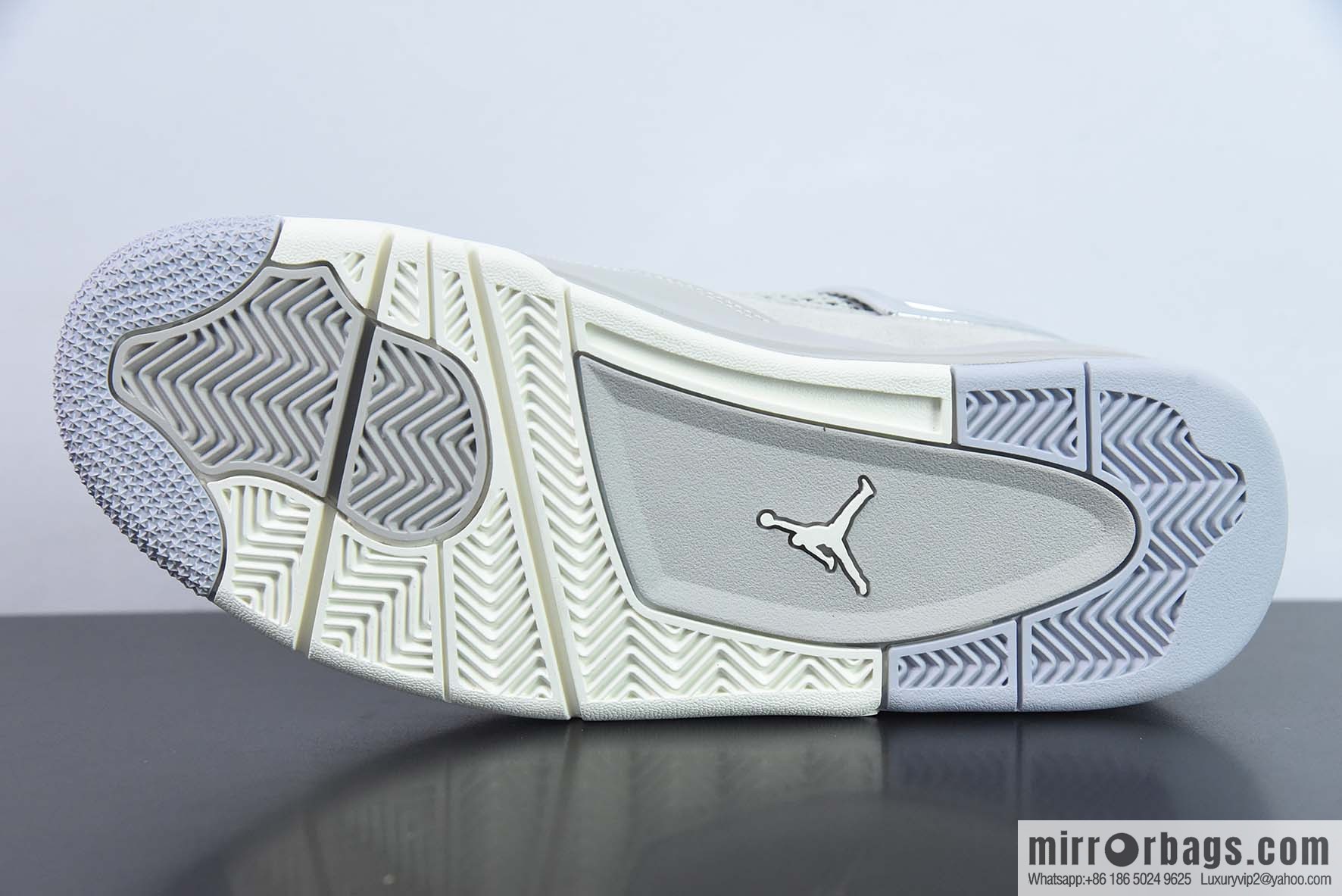 Air Jordan AJ4 Retro AJ4 electroplated silver sneakers Part Number: AQ9129-001