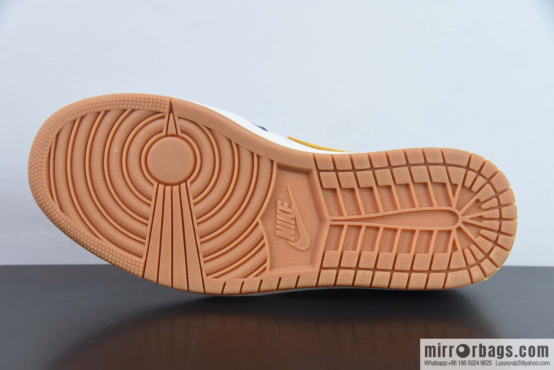 Air Jordan 1 Low OG AJ1 Jordan 1st generation low-top white blue yellow hook burst pattern, item number: CZ0790-103