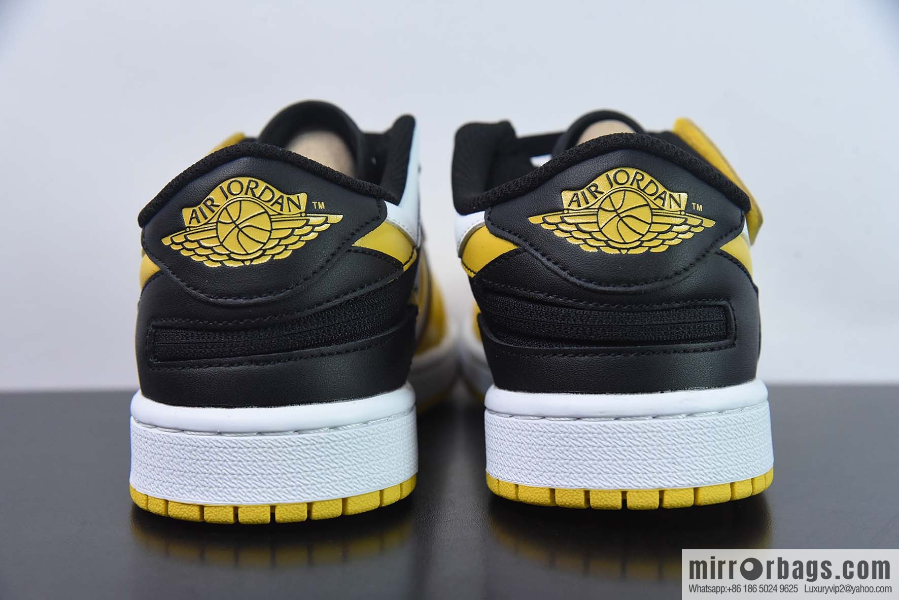Air Jordan 1 Low AJ1 Jordan 1st generation low-top basketball shoes/white and yellow, black tail, college gold velcro zipper Item number: DM1206-107