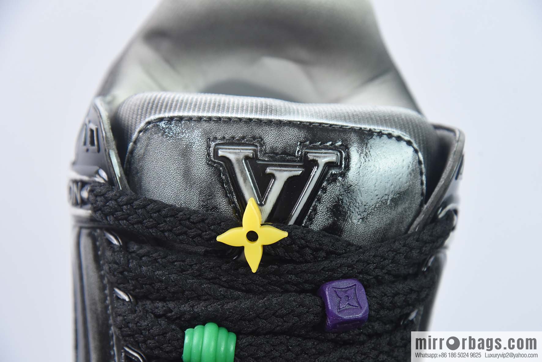 LV Louis Vuitton Trainer Maxi series bread shoes