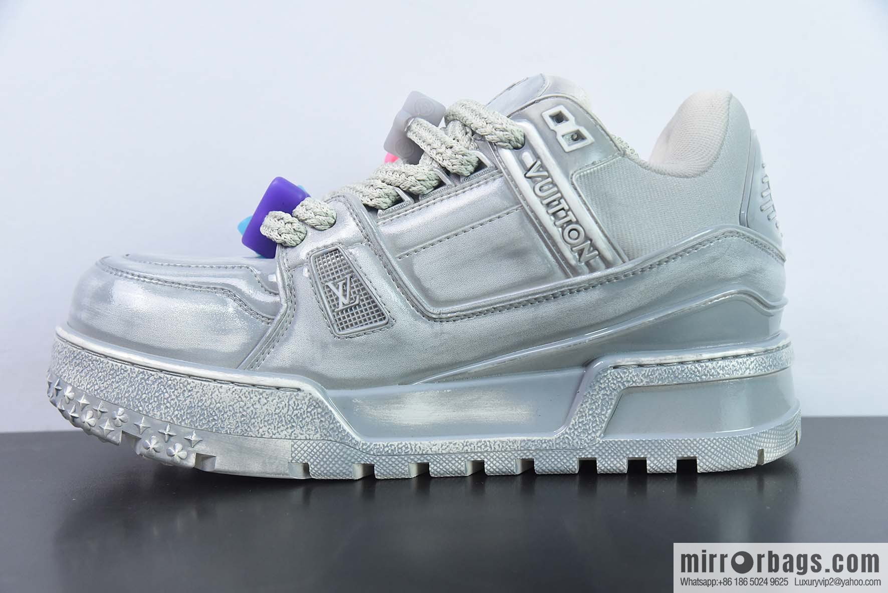LV Louis Vuitton Trainer Maxi series bread shoes