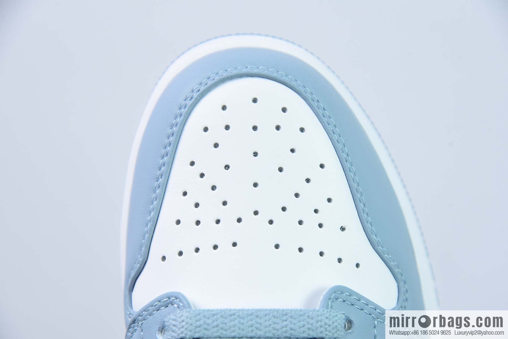 NK Air Jordan AJ1 Low blue, white and red sneakers Part number: DC0774-164