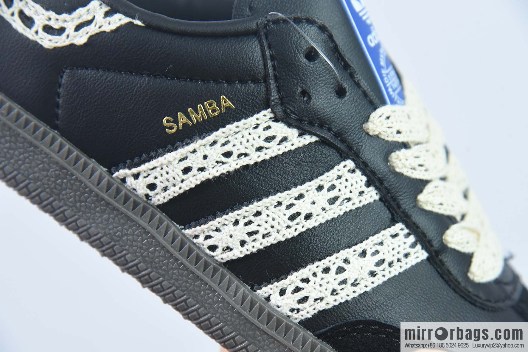 Adidas Originals Samba Adidas, Samba Series Virtue Versatile Vintage low-top board shoes lace hand-woven three bars Item number: B75807