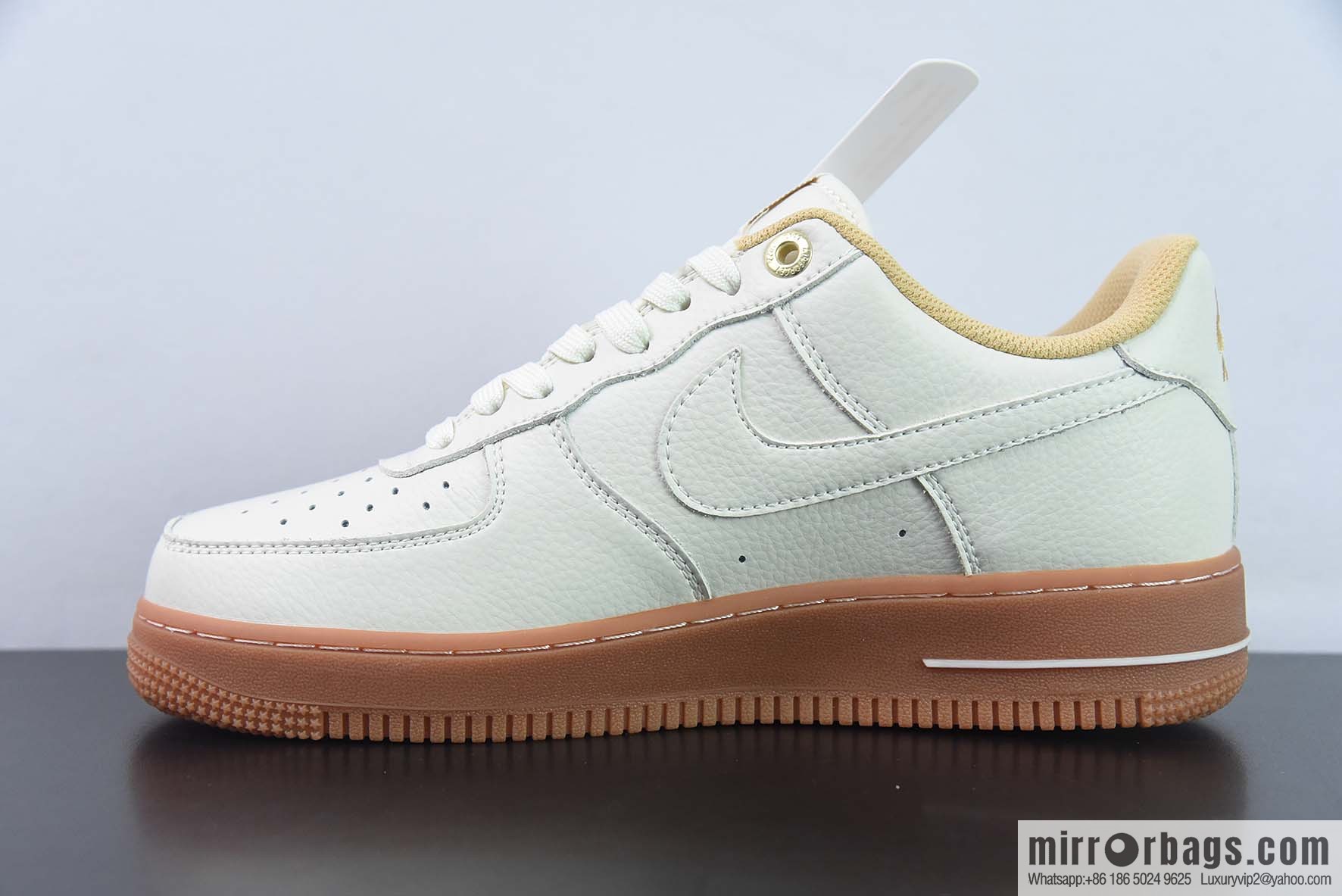 Nike Air Force 1 Low Air Force One low-top sports and leisure board shoes, double hook, raw rubber sole NAI-KE printed item number: NK0621 988