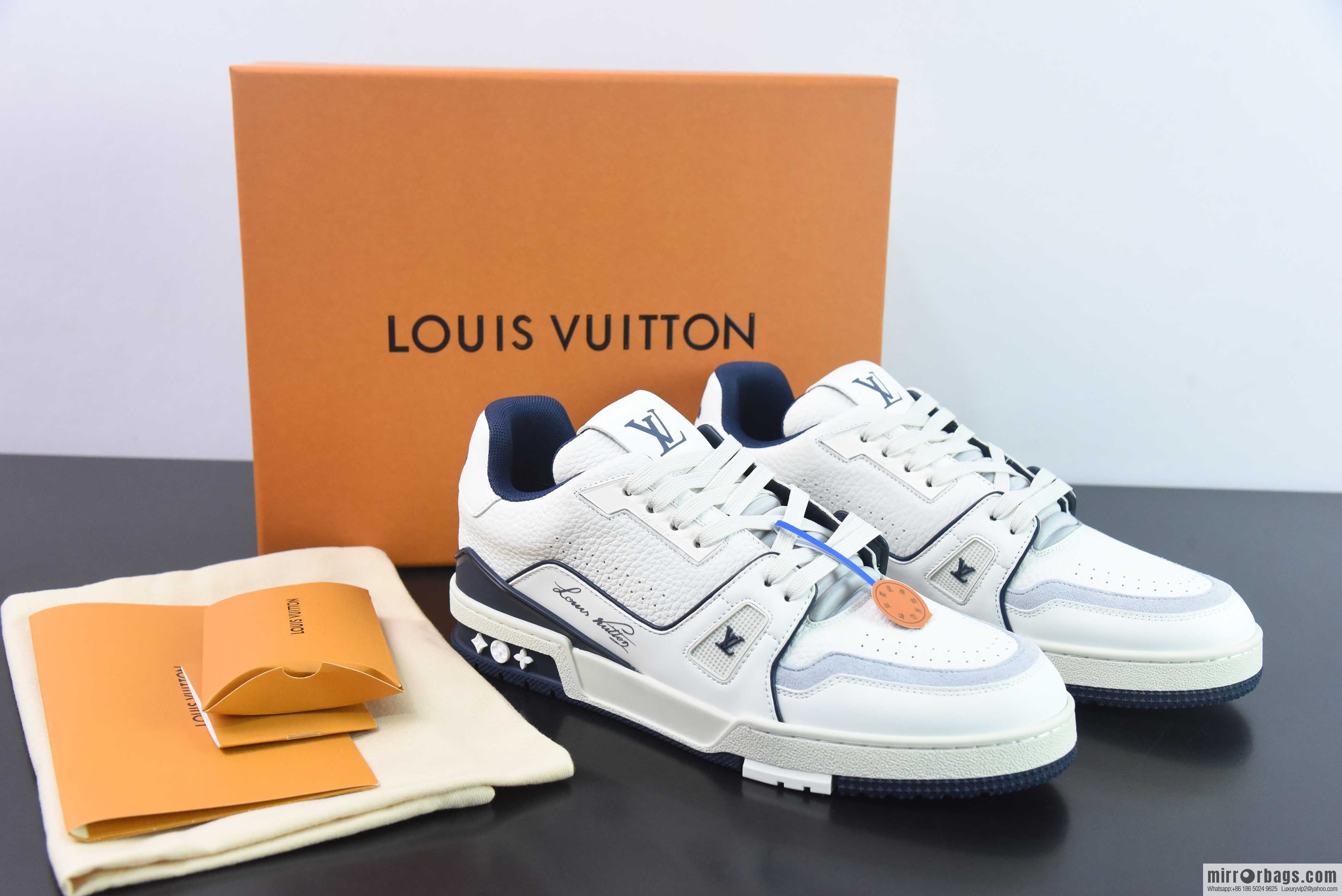 LV Louis Vuitton Louis Vuitton Trainer Sneaker Low Top Vintage Leisure Sports Culture Versatile Basketball Board Shoes