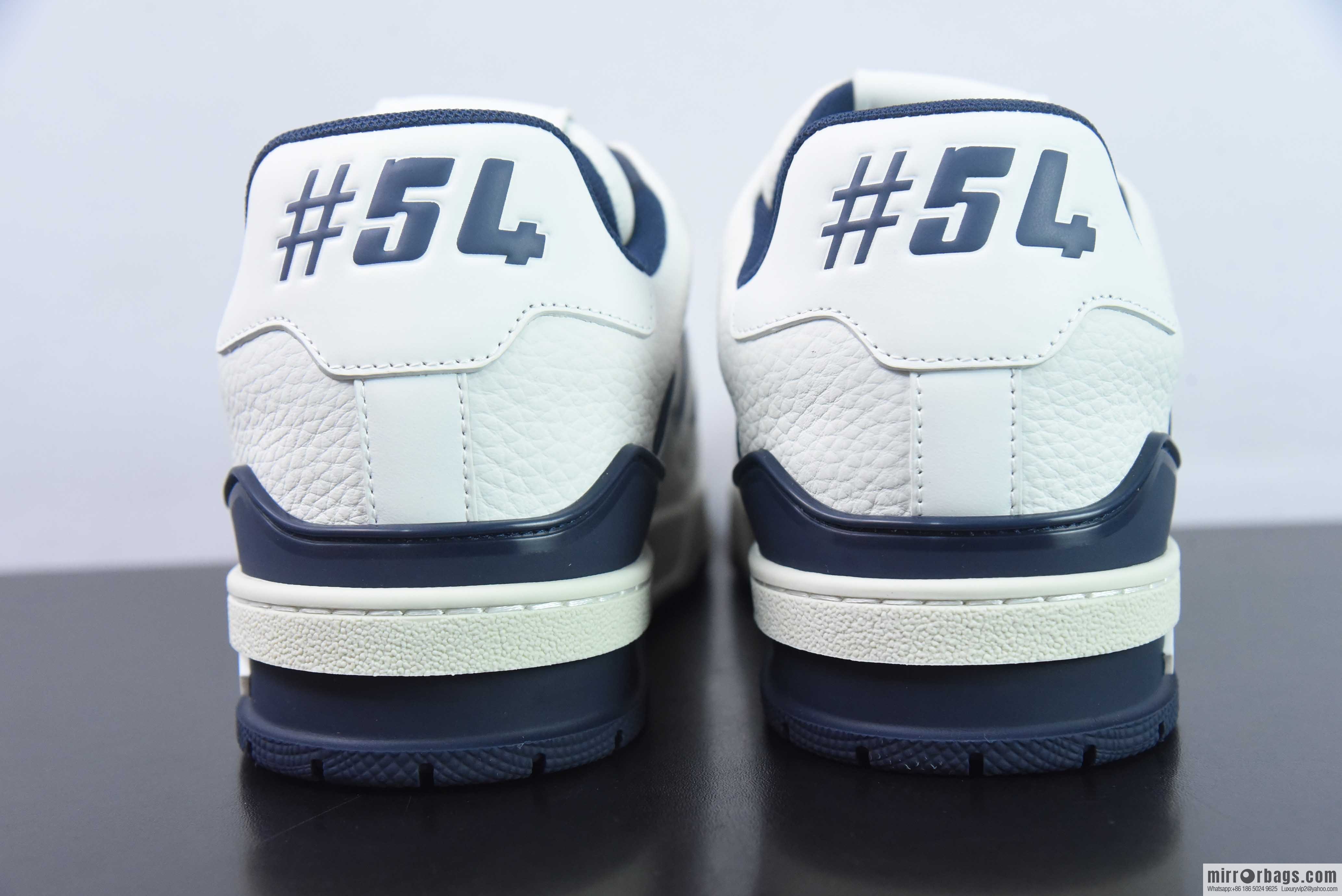 LV Louis Vuitton Louis Vuitton Trainer Sneaker Low Top Vintage Leisure Sports Culture Versatile Basketball Board Shoes