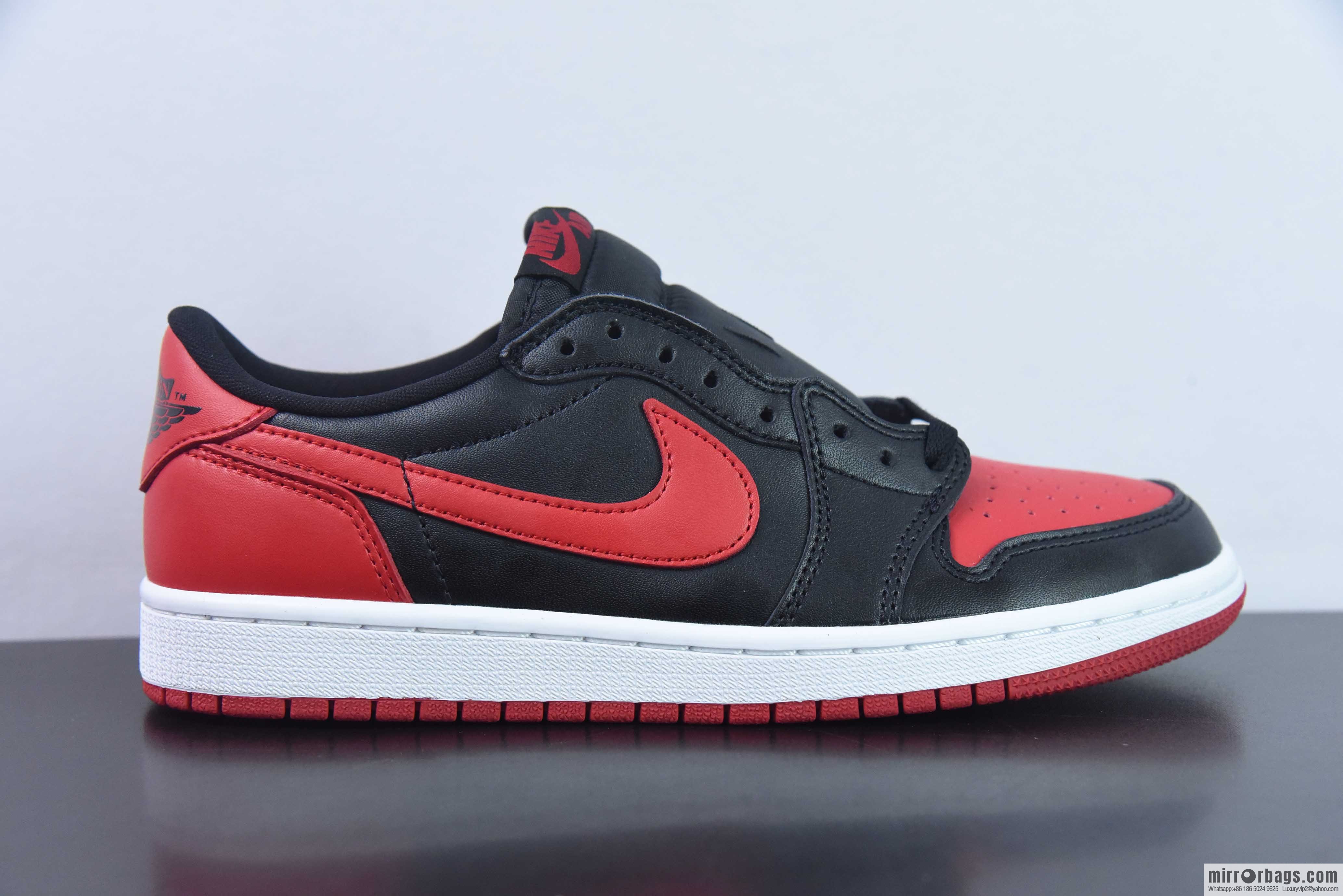 Air Jordan AJ1 Retro Low OG low top, black and red are prohibited, item number: 705329-001