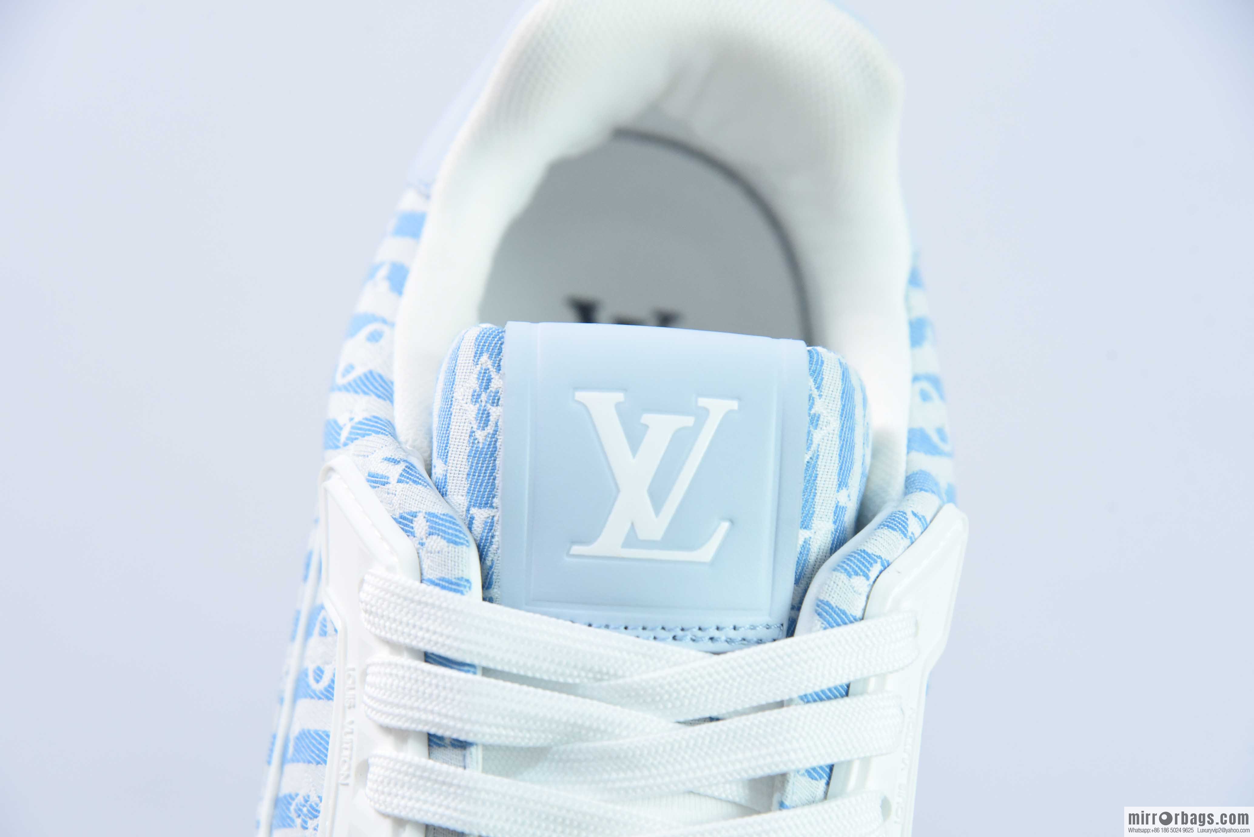 LV Louis Vuitton Louis Vuitton Trainer Sneaker Low Top Vintage Leisure Sports Culture Versatile Basketball Board Shoes