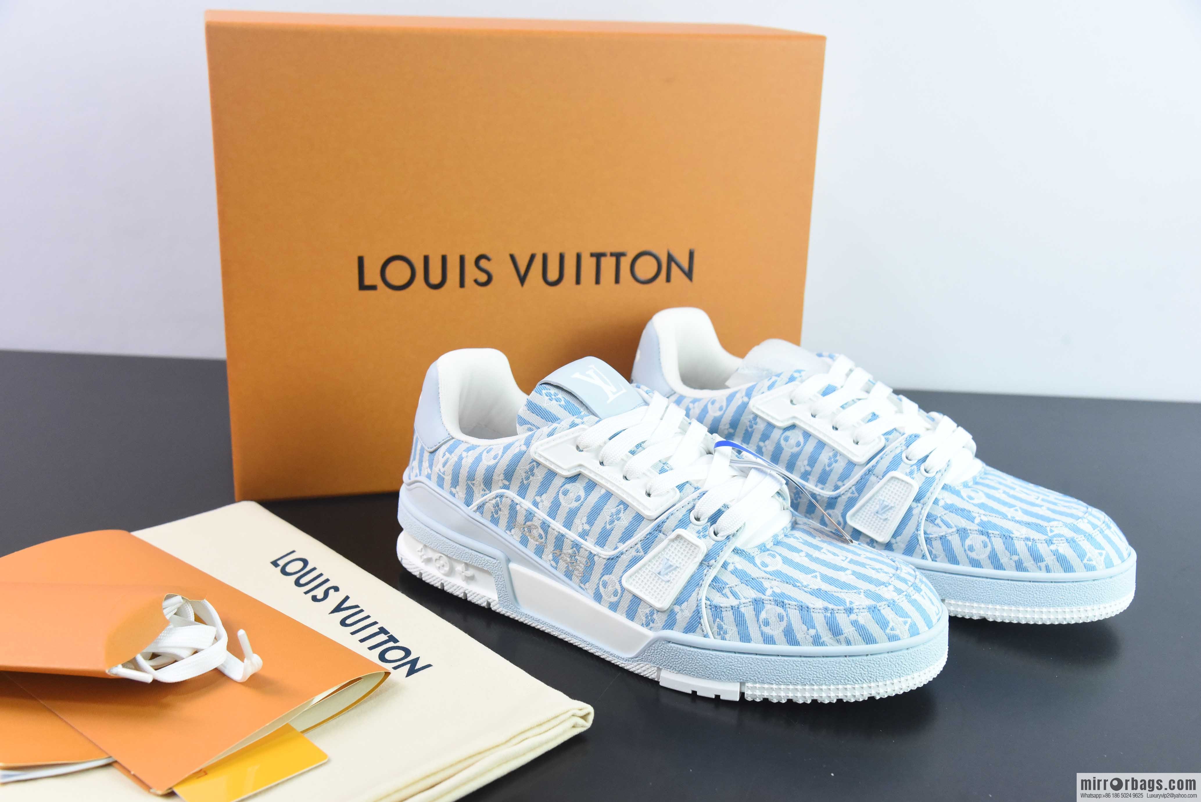 LV Louis Vuitton Louis Vuitton Trainer Sneaker Low Top Vintage Leisure Sports Culture Versatile Basketball Board Shoes