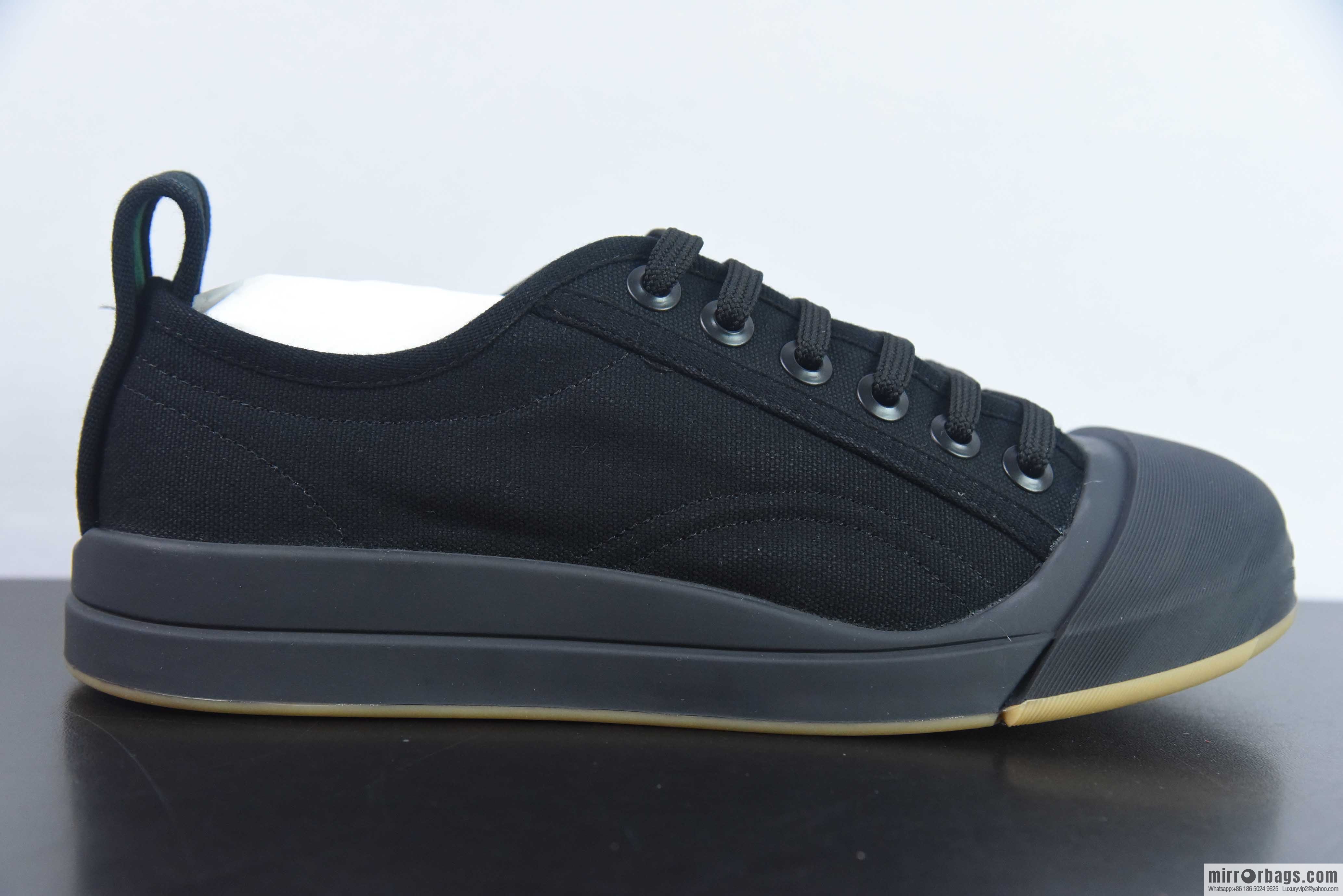 Bottega Veneta 2023ss new round head shoes Bodie home BV latest IVULCAN series His & Hers casual sneakers