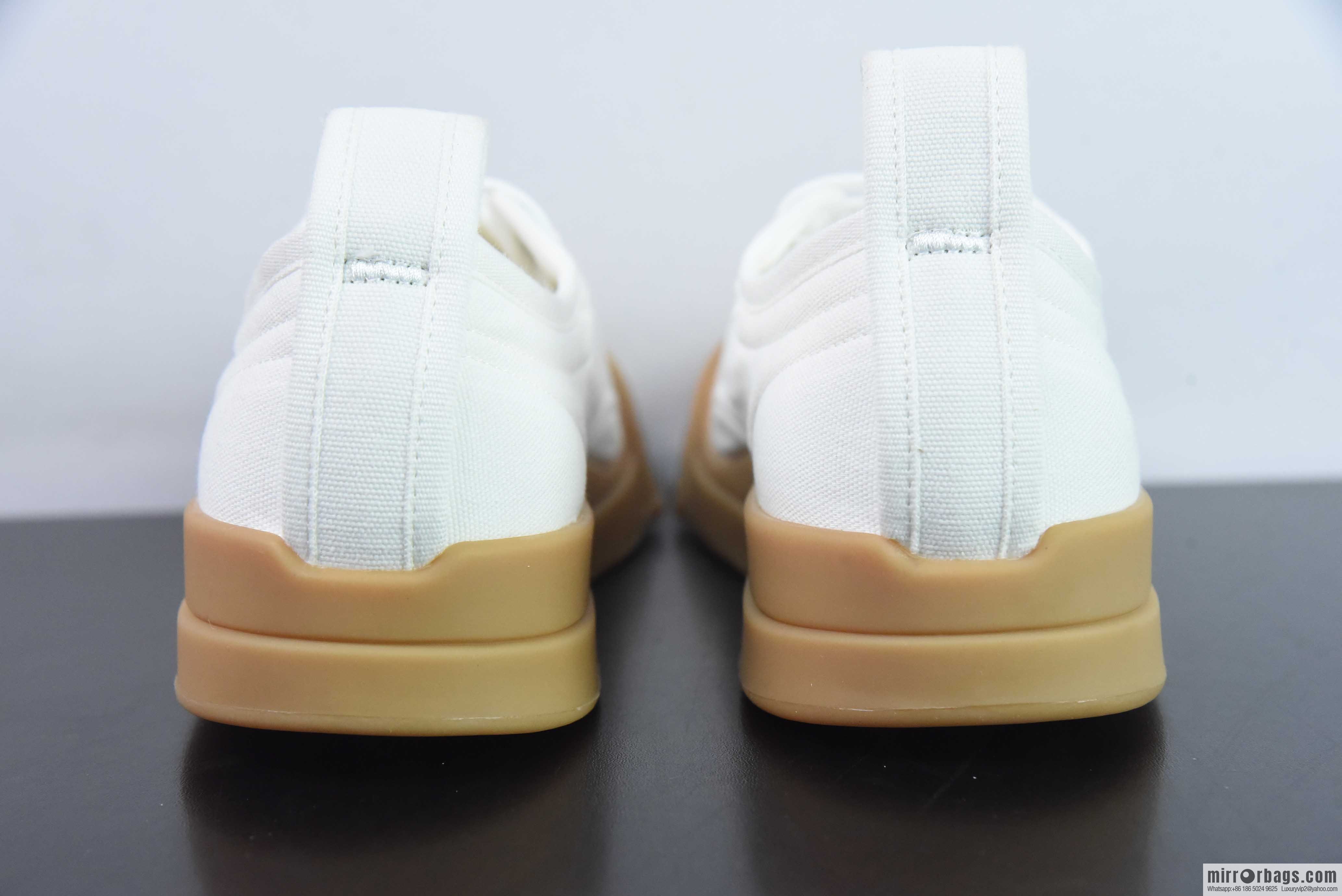 Bottega Veneta 2023ss new round head shoes Bodie home BV latest IVULCAN series His & Hers casual sneakers