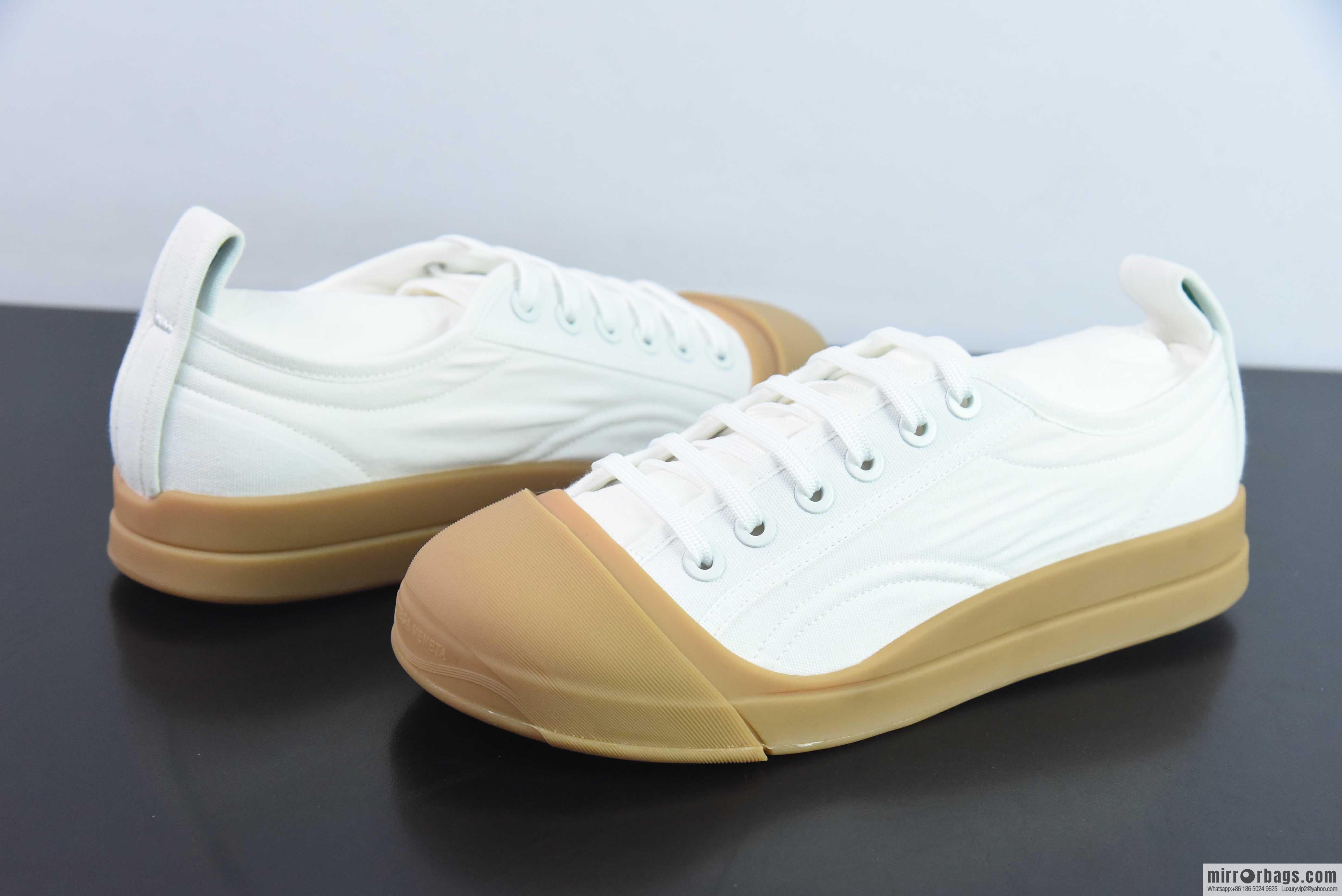 Bottega Veneta 2023ss new round head shoes Bodie home BV latest IVULCAN series His & Hers casual sneakers
