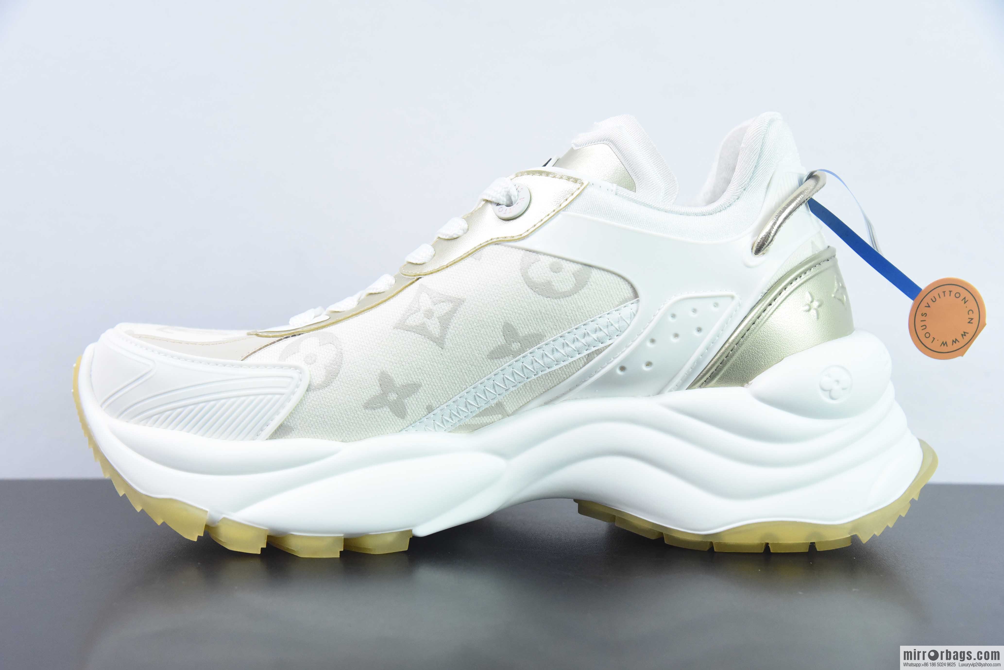 LV/Louis Vuitton, pure imported DK breathable mesh fabric RUN55 sneakers
