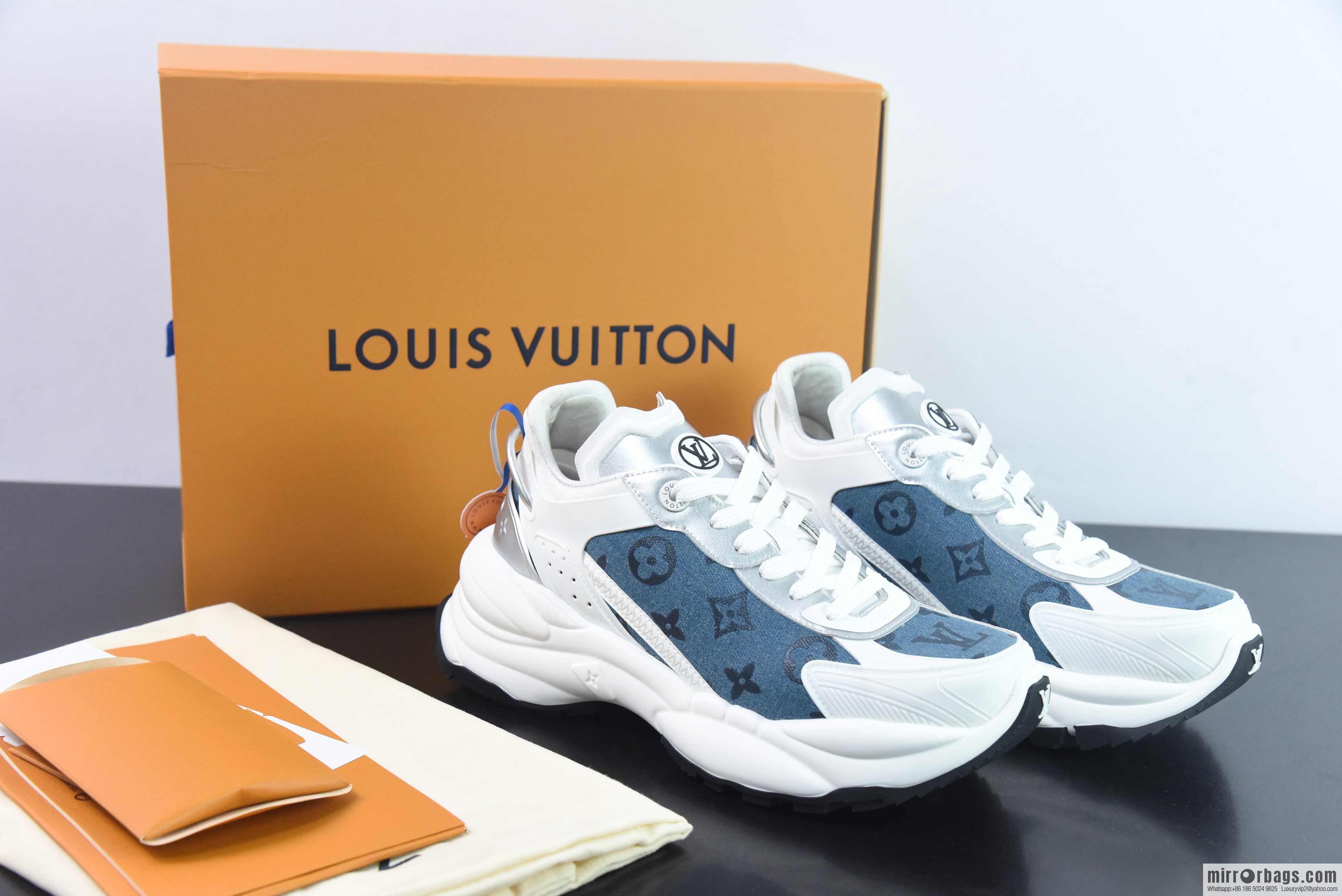 LV/Louis Vuitton, pure imported DK breathable mesh fabric RUN55 sneakers
