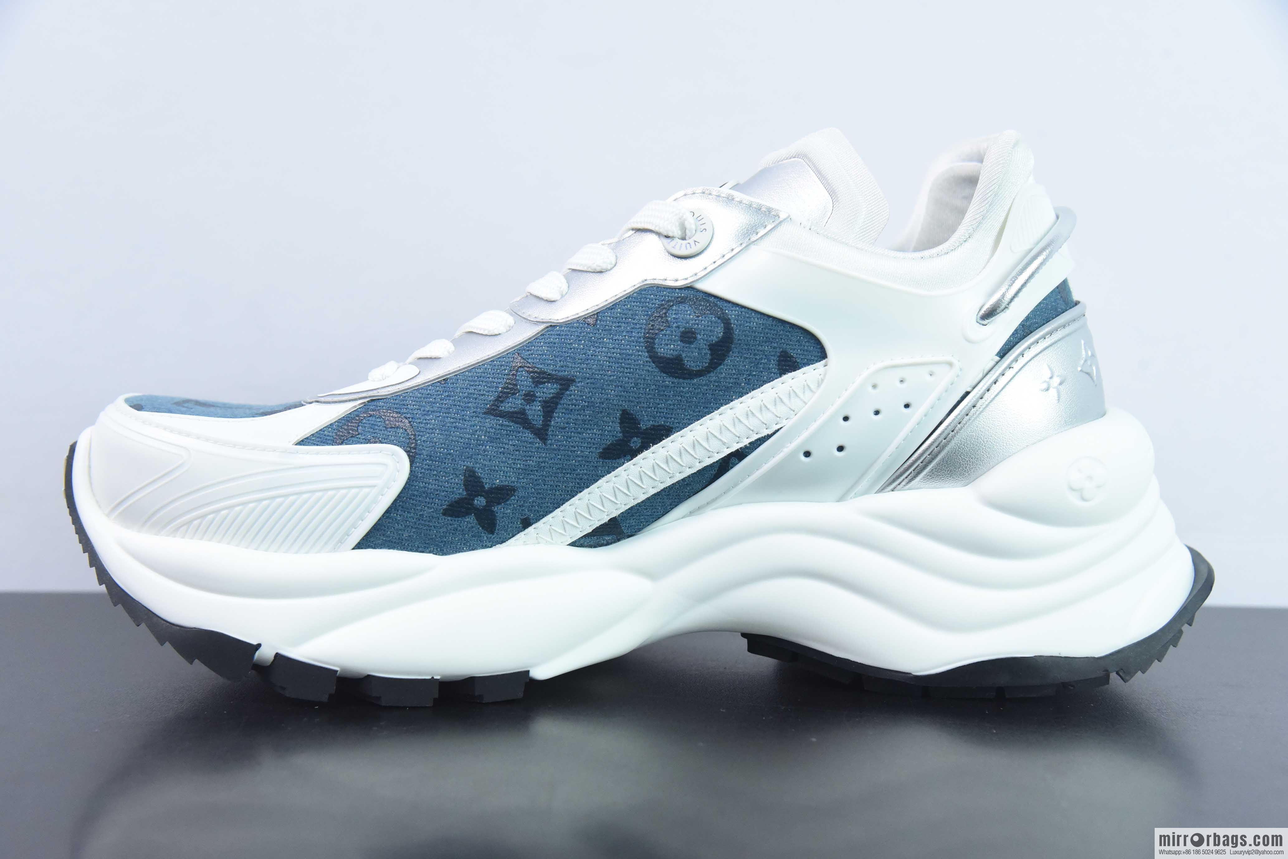 LV/Louis Vuitton, pure imported DK breathable mesh fabric RUN55 sneakers