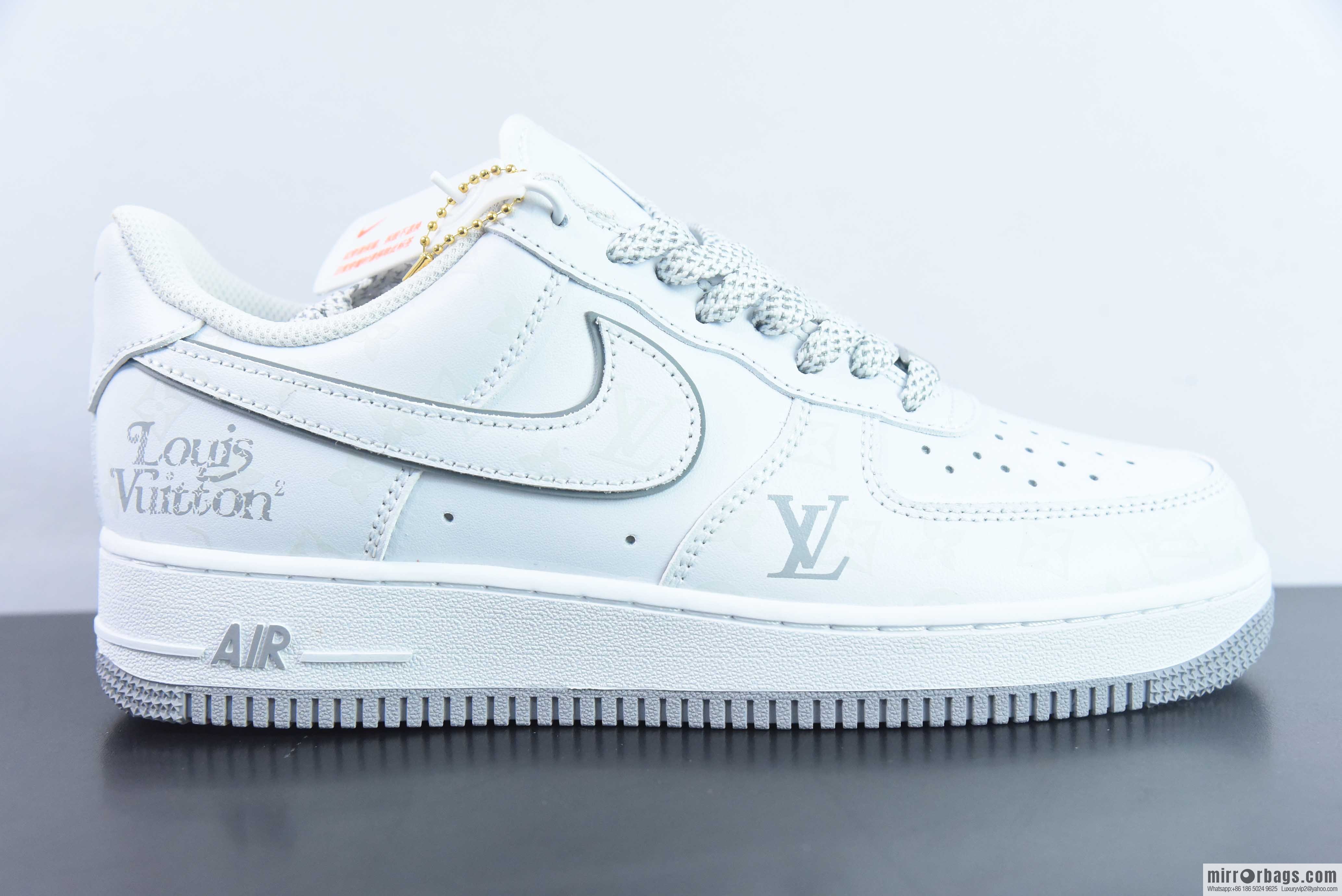 NK Air Force 1 Air Force One board shoes, official item number: CW2288-111
