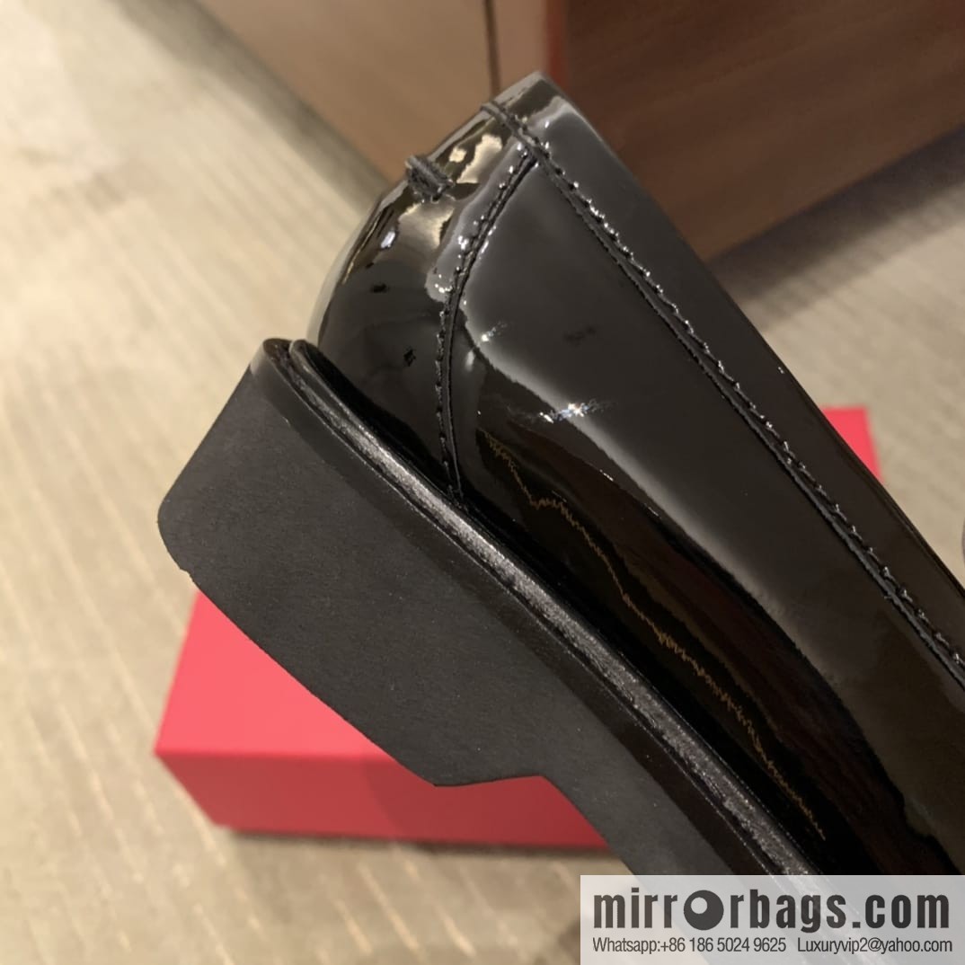 Roger Vivieri high-end water-plated RV buckle women's leather shoes