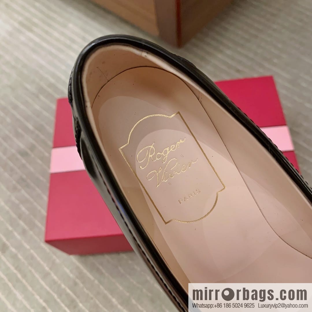 Roger Vivieri high-end water-plated RV buckle women's leather shoes