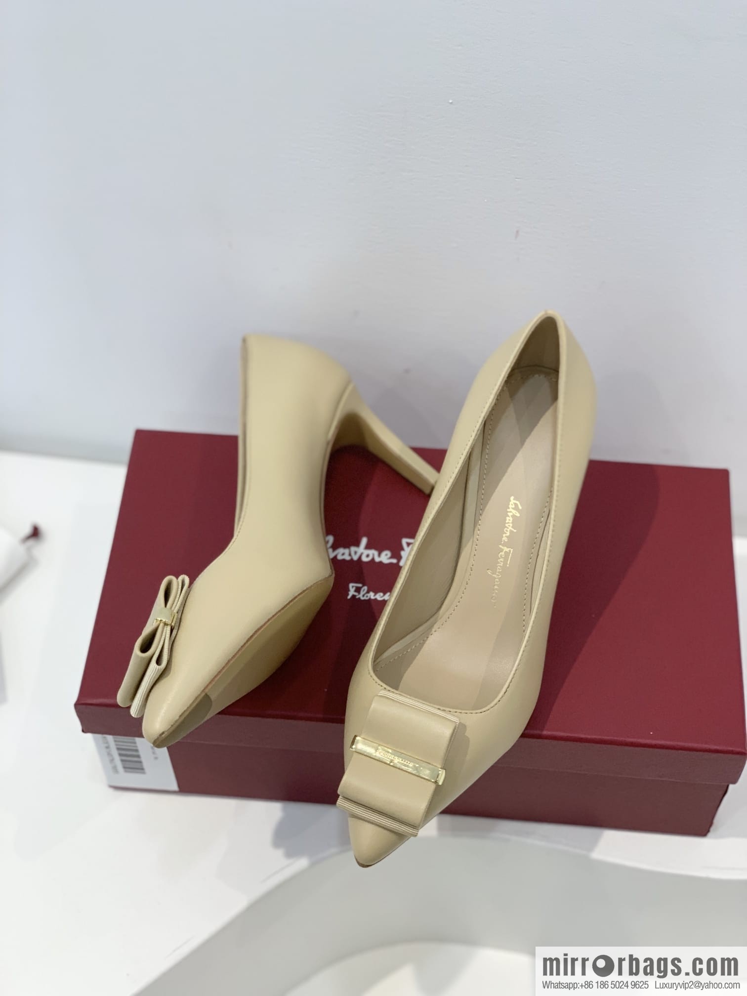 Salvatore Ferragamo ✔️ New! Ferragamo Double Bow Point High Heels Shoes