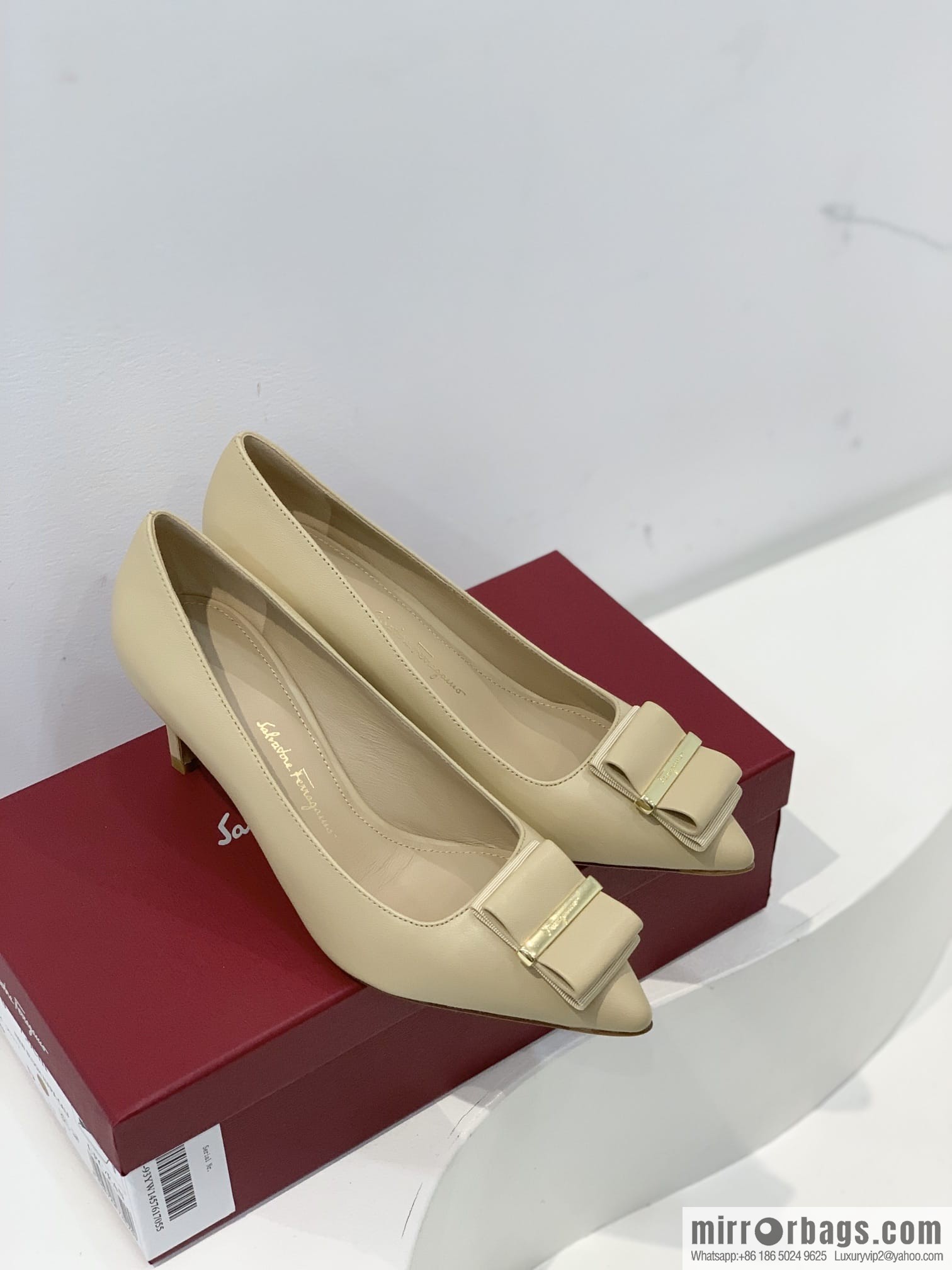 Salvatore Ferragamo ✔️ New! Ferragamo Double Bow Point High Heels Shoes