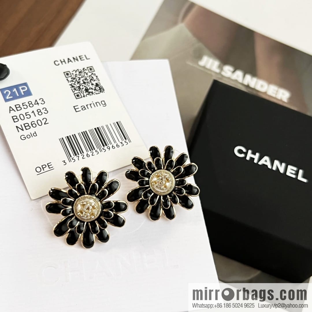 New ☑️ CHANEL Chanel c1 double c black camellia stud earrings