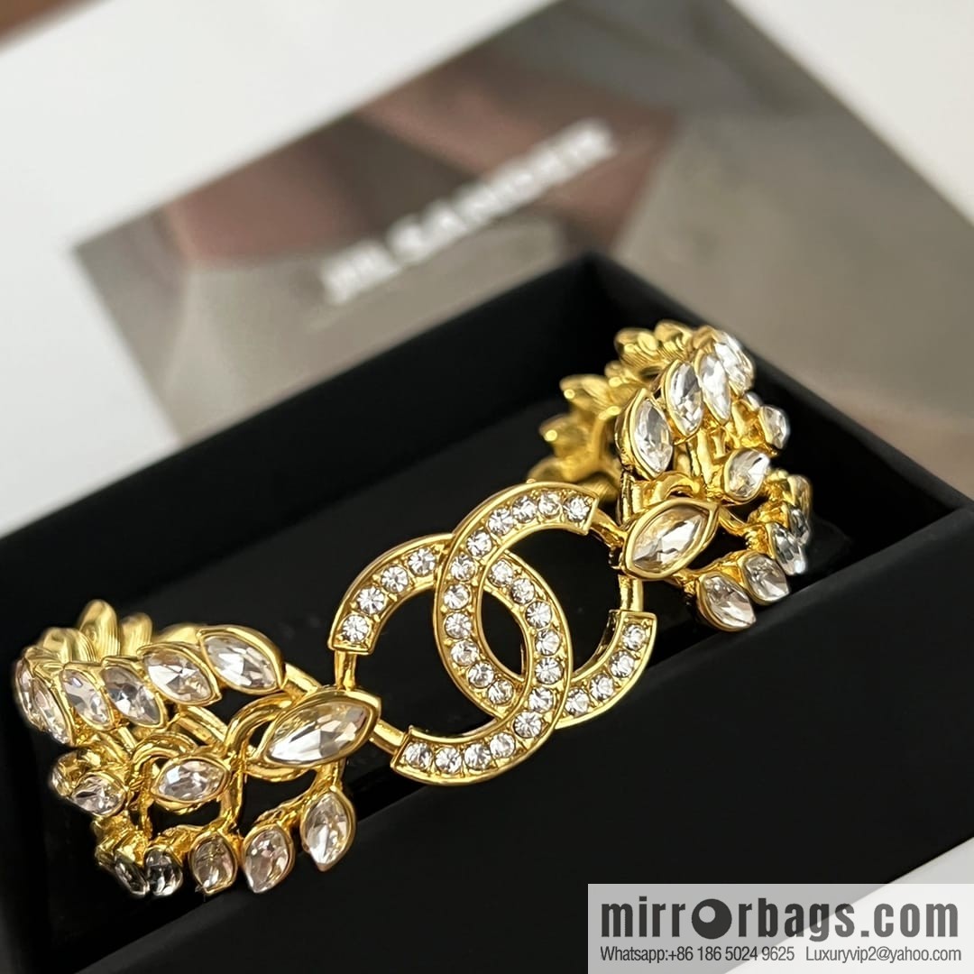 New ☑️ CHANEL Chanel gold double c wheat ear horse eye opening bracelet bracelet
