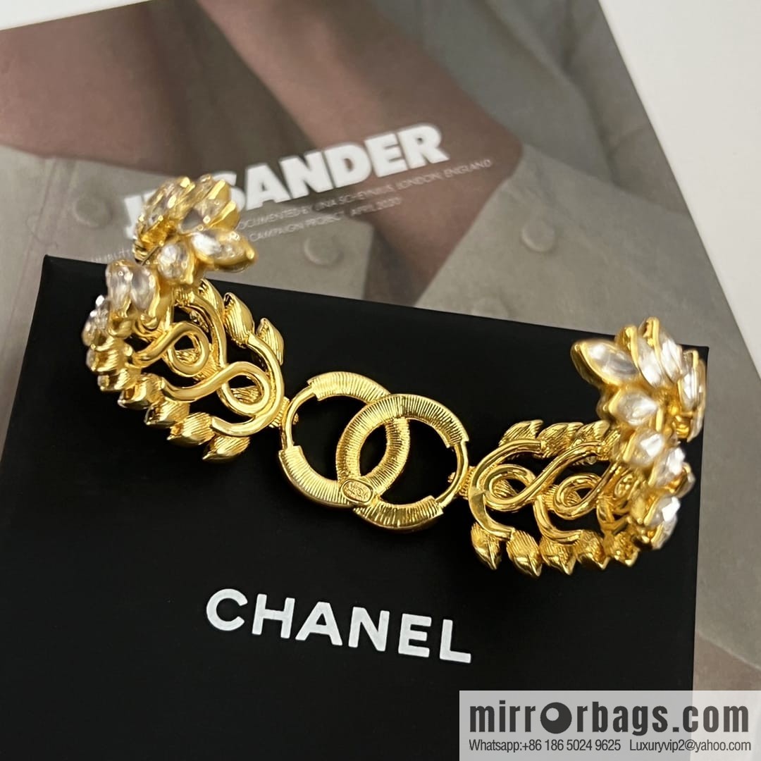 New ☑️ CHANEL Chanel gold double c wheat ear horse eye opening bracelet bracelet