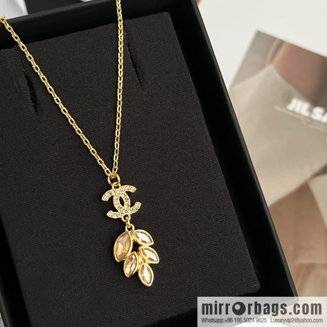 New ☑️ CHANEL Chanel double c wheat ear gold leaf necklace