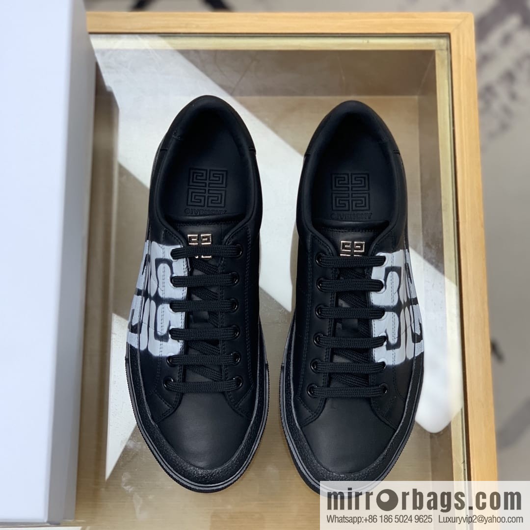 GIVENCHY Givenchy, new men's Casual Shoes made of leather