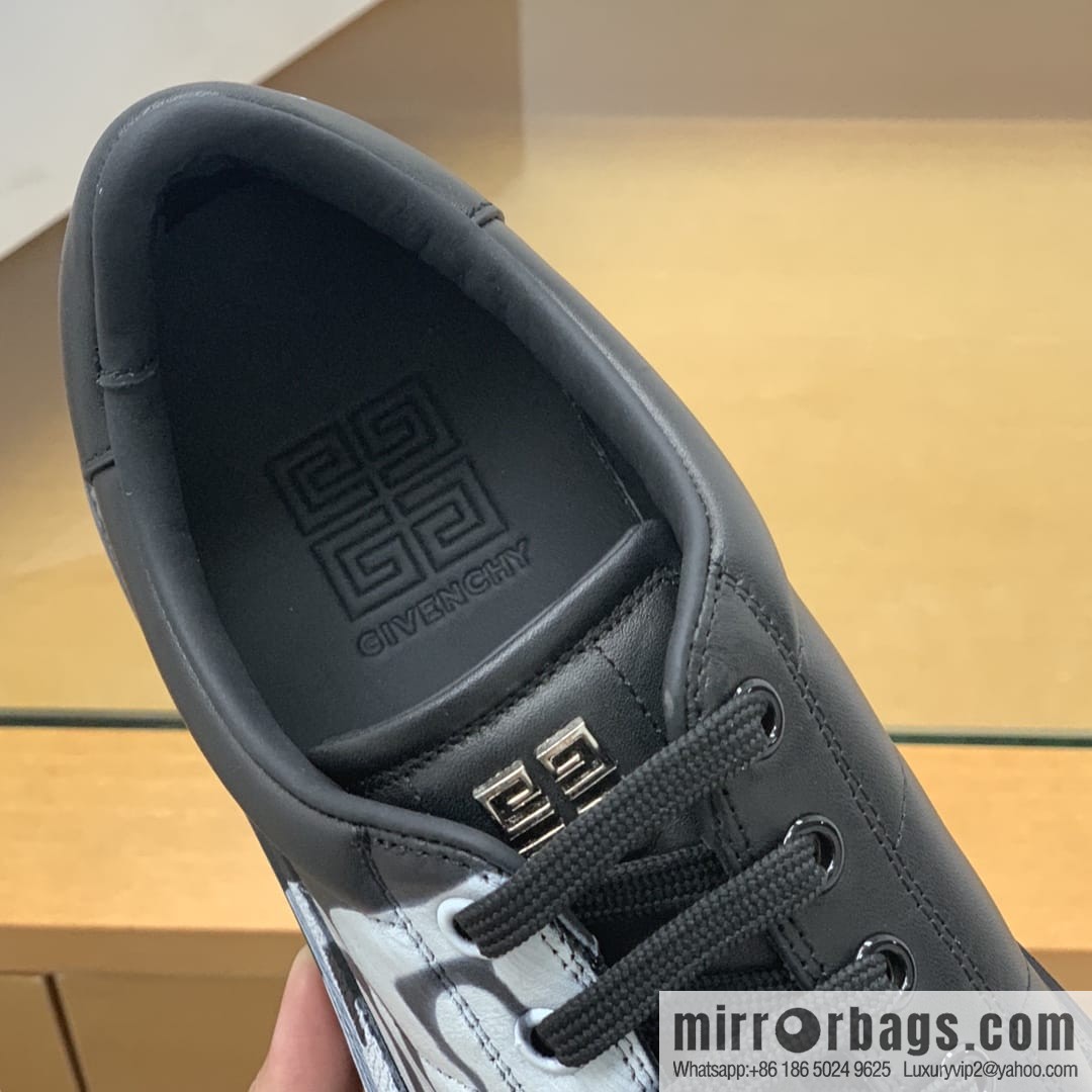 GIVENCHY Givenchy, new men's Casual Shoes made of leather