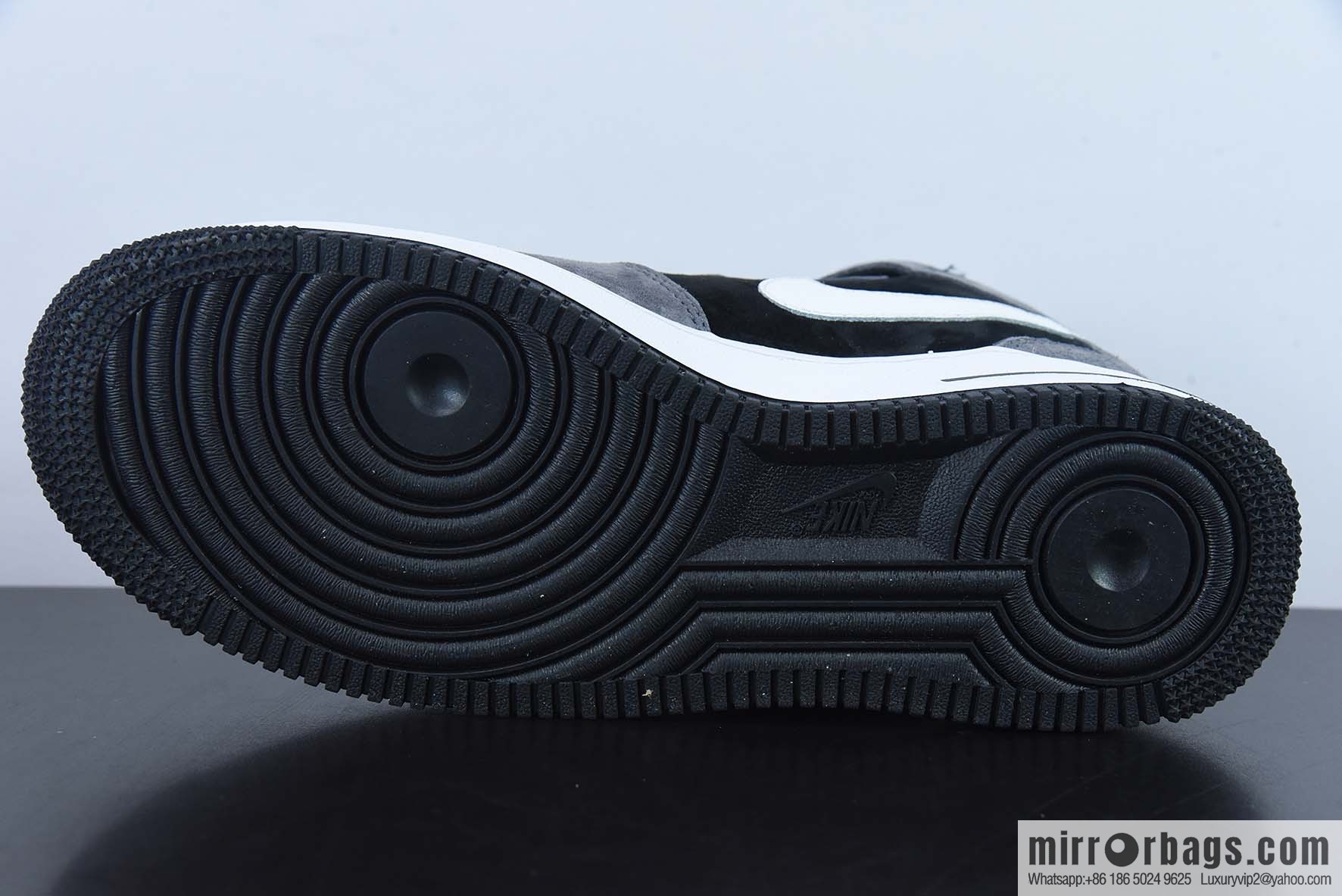 Nike Air Force 1 MID '07 all suede, dark gray color scheme Air Force One medium help item number: QT3369-996