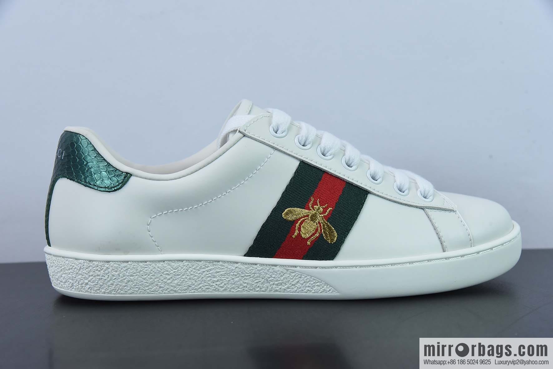 Gucci Gucci white shoes series, classic little bee low-top casual board shoes