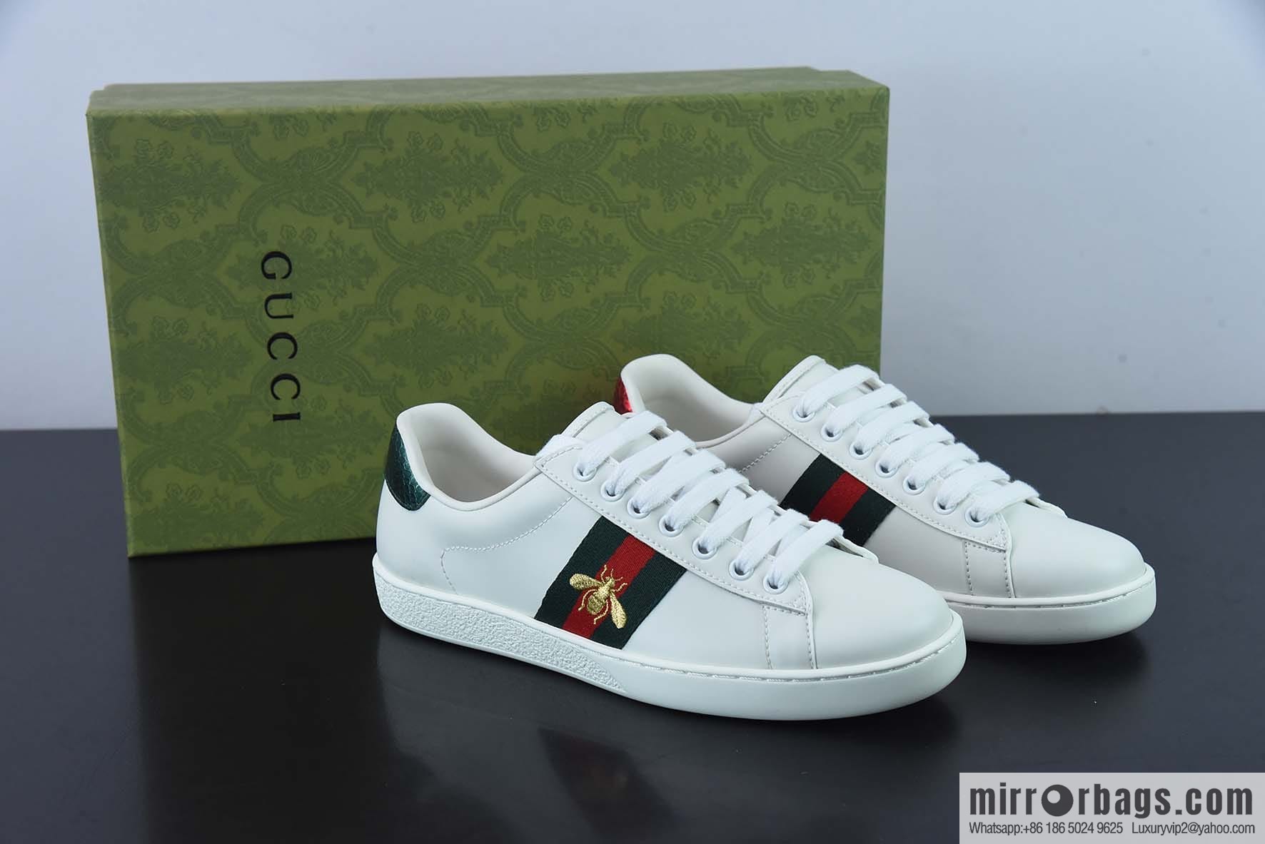 Gucci Gucci white shoes series, classic little bee low-top casual board shoes