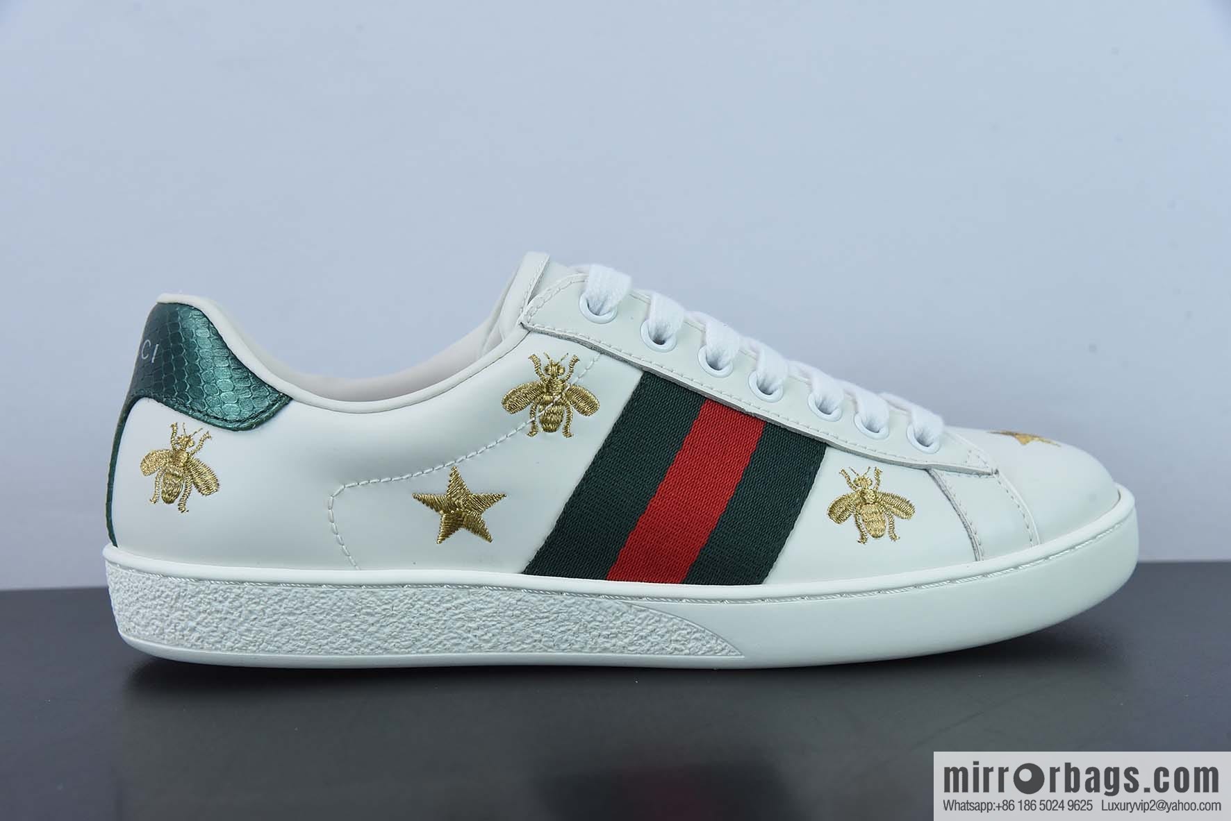 Gucci Gucci white shoes series, classic little bee low-top casual board shoes