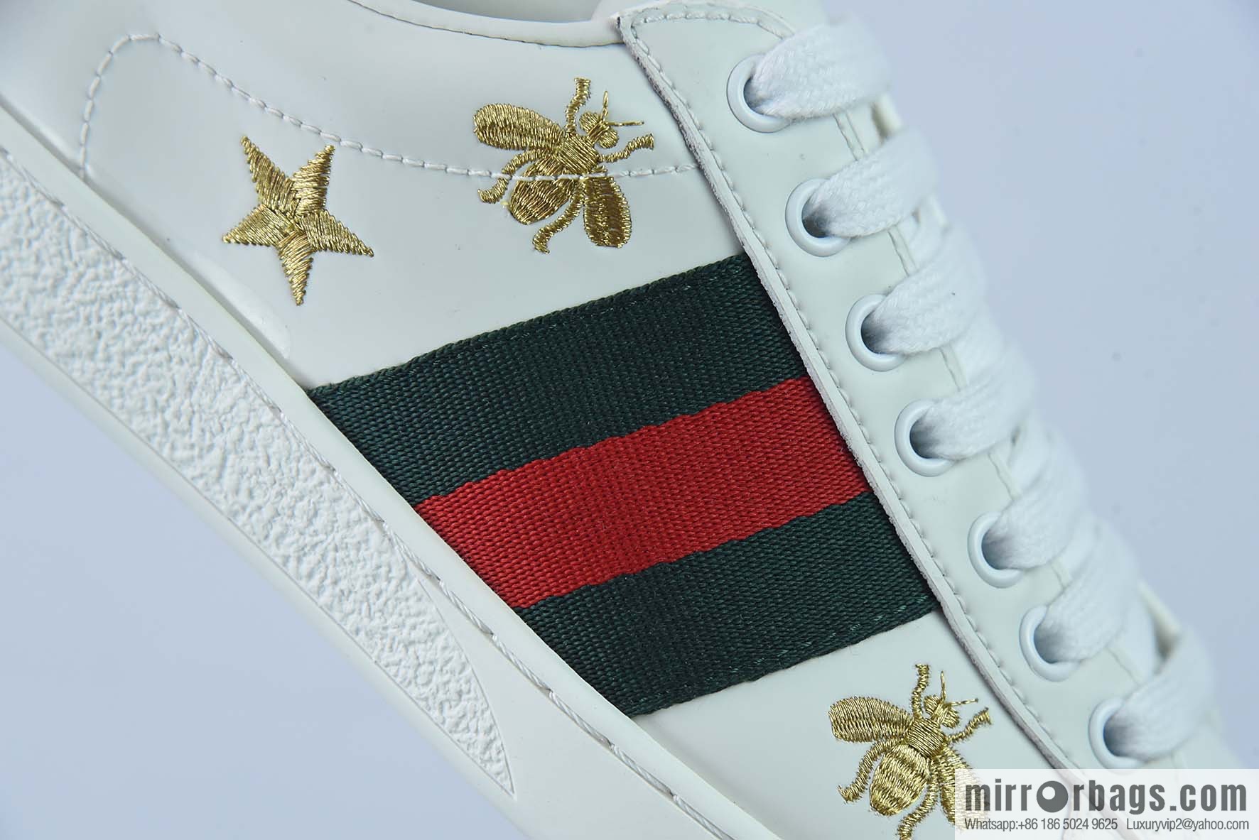 Gucci Gucci white shoes series, classic little bee low-top casual board shoes