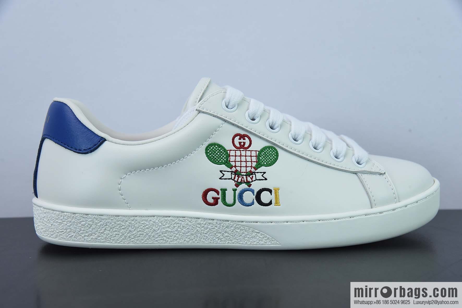 Gucci Gucci white shoes series, classic little bee low-top casual board shoes