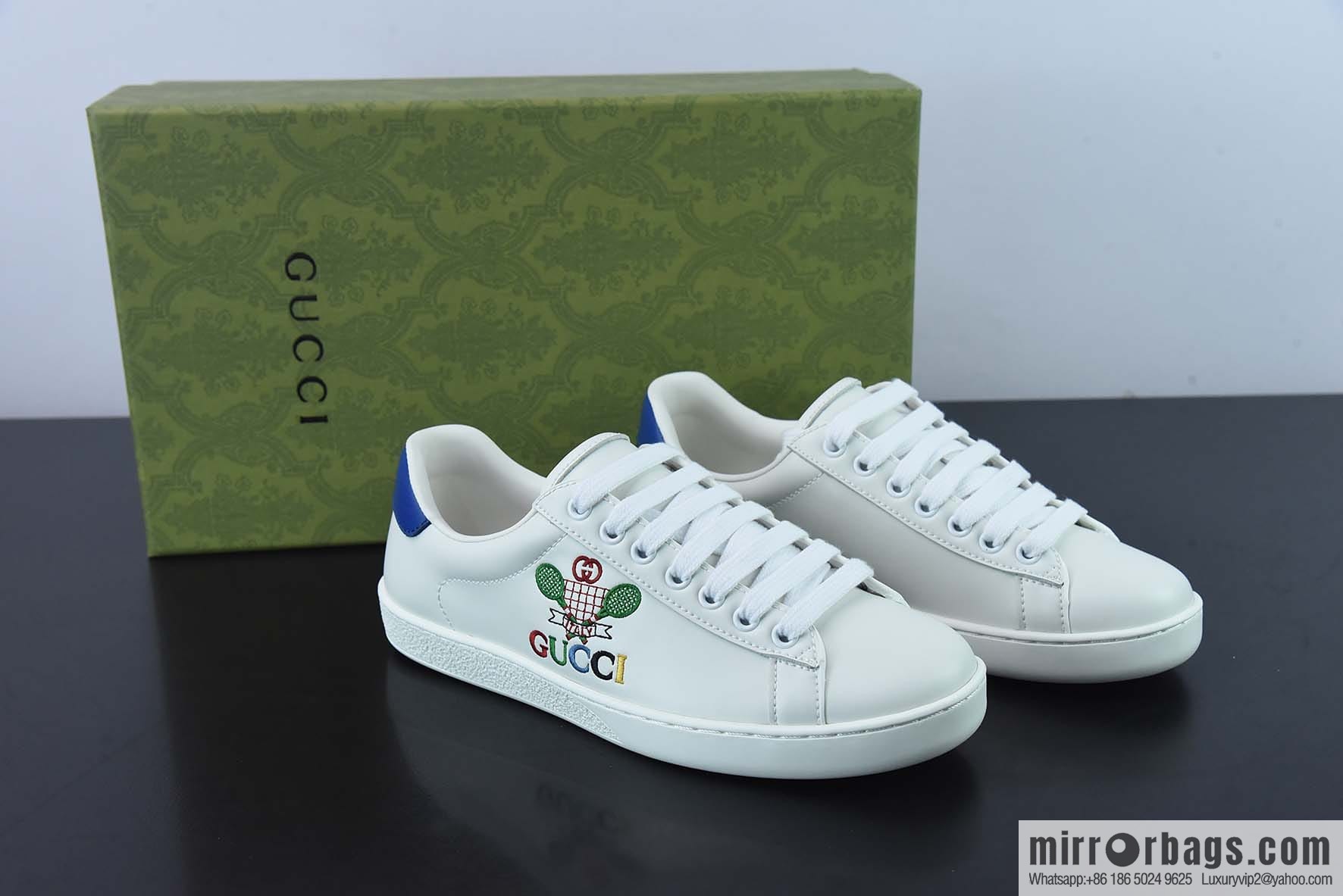 Gucci Gucci white shoes series, classic little bee low-top casual board shoes