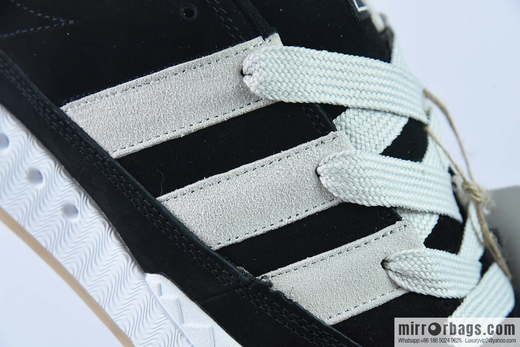 Atmos x Adidas Adimatic Low Matic Series Low Top Vintage Shark Bread Leisure Sports Leisure Skateboard Shoes Item Number: GY5274