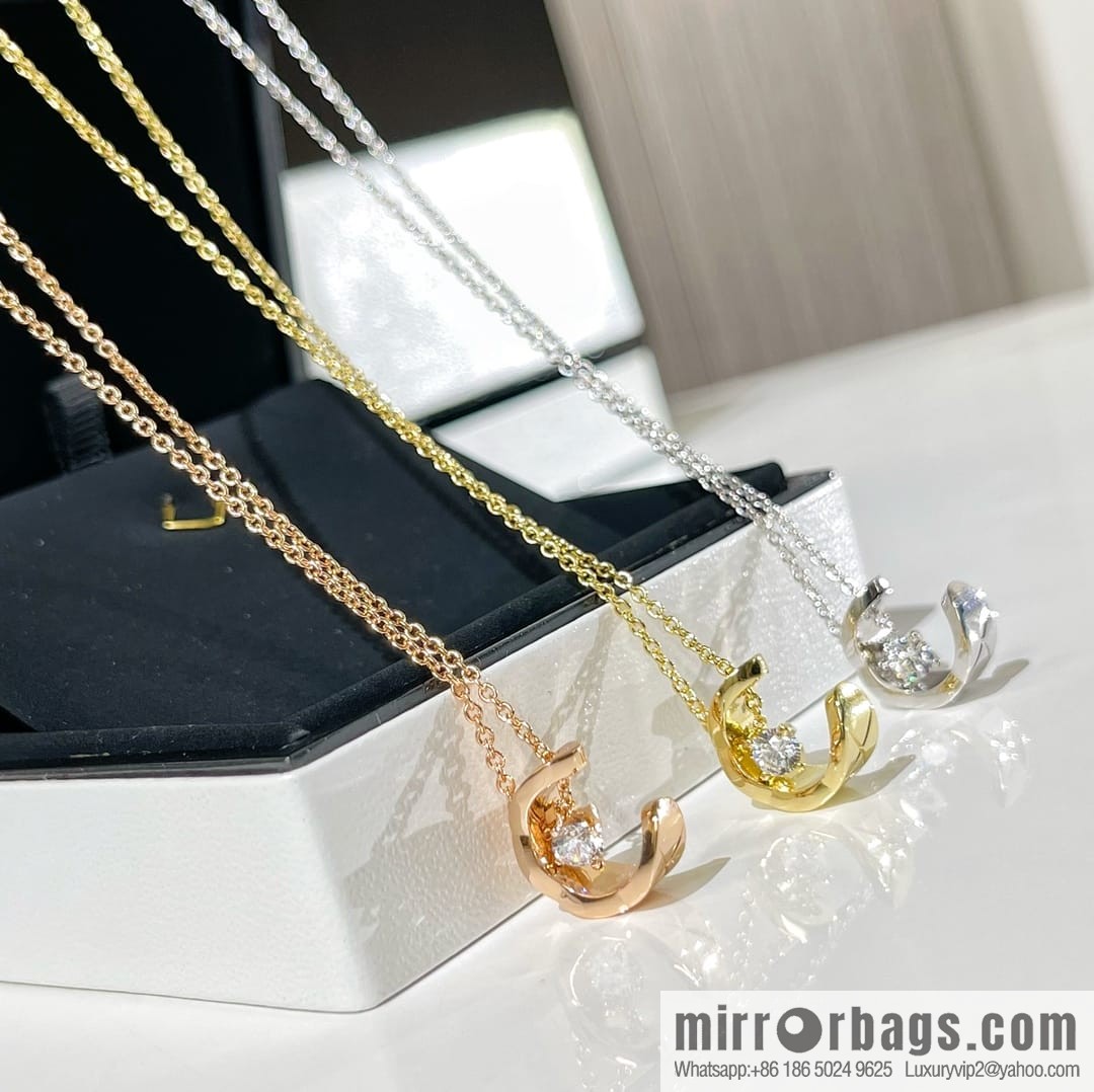 New ☑️ CHANEL Chanel 2022 coco crush series water ice moon, moon necklace