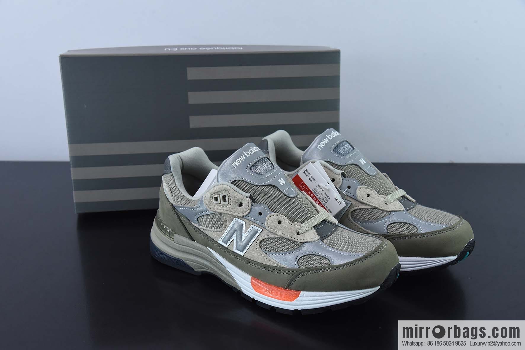WTAPS x New Balance M992WT joint New Balance Vintage casual running shoes