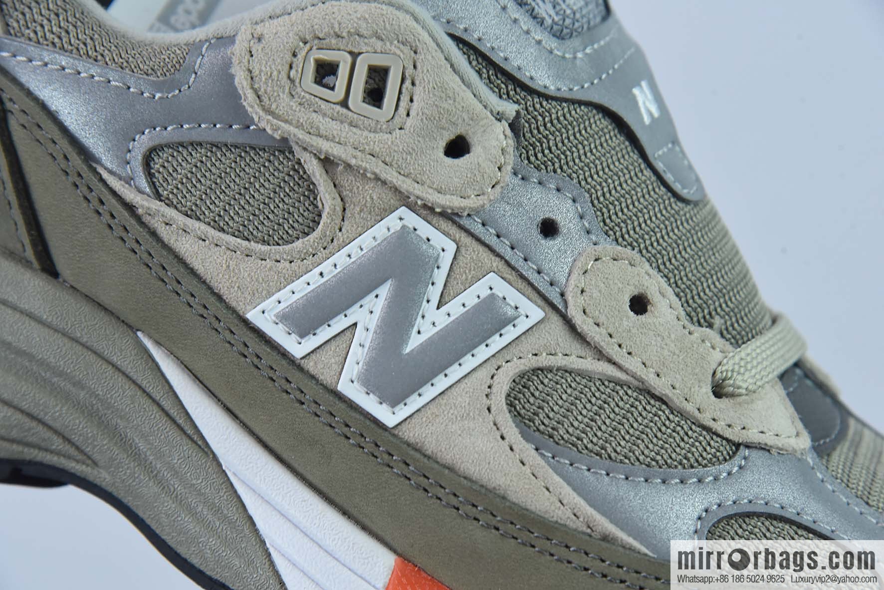 WTAPS x New Balance M992WT joint New Balance Vintage casual running shoes