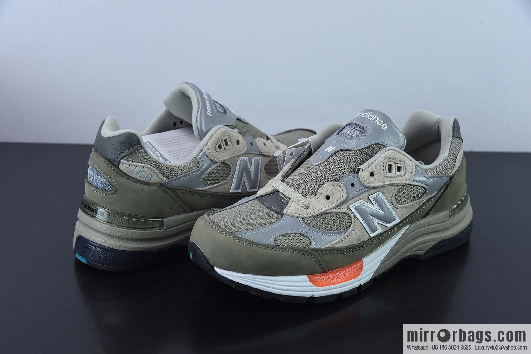 WTAPS x New Balance M992WT joint New Balance Vintage casual running shoes
